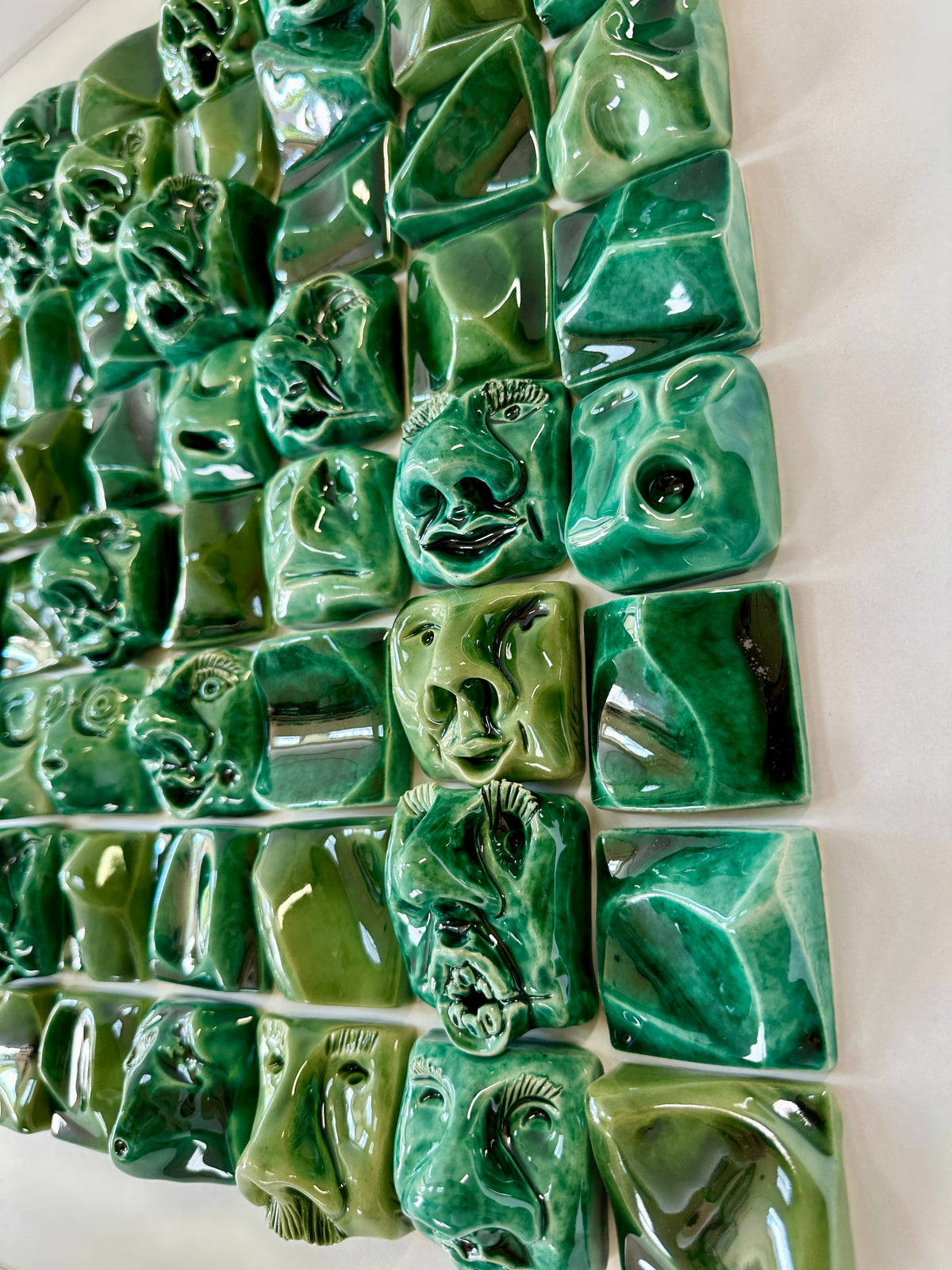 Rostos 50 x 50 cm - Verde Caldas - Ref. 49308