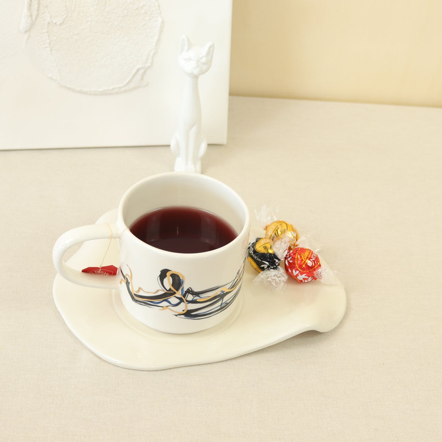 caneca abstrato preto 542