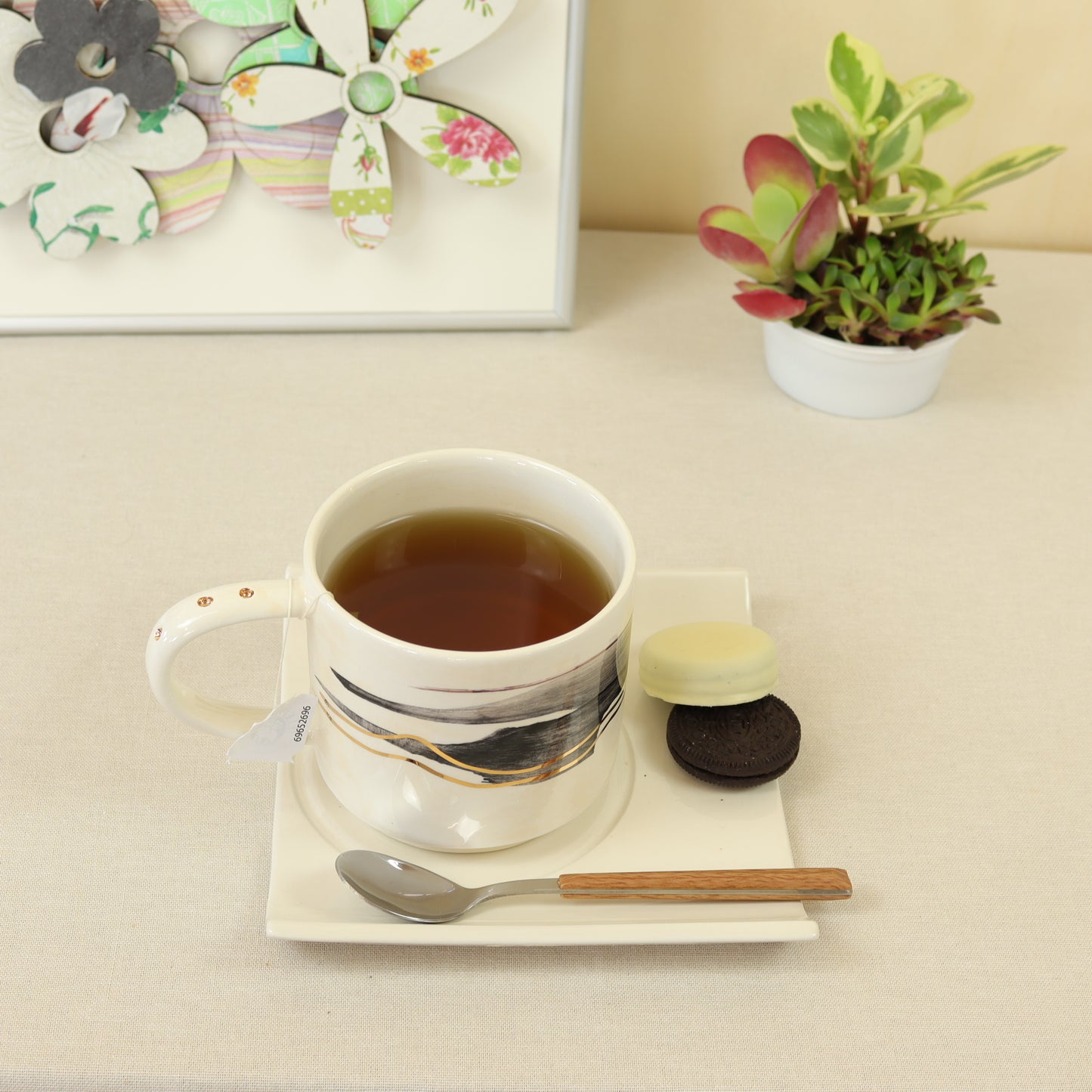 caneca abstrato preto 470