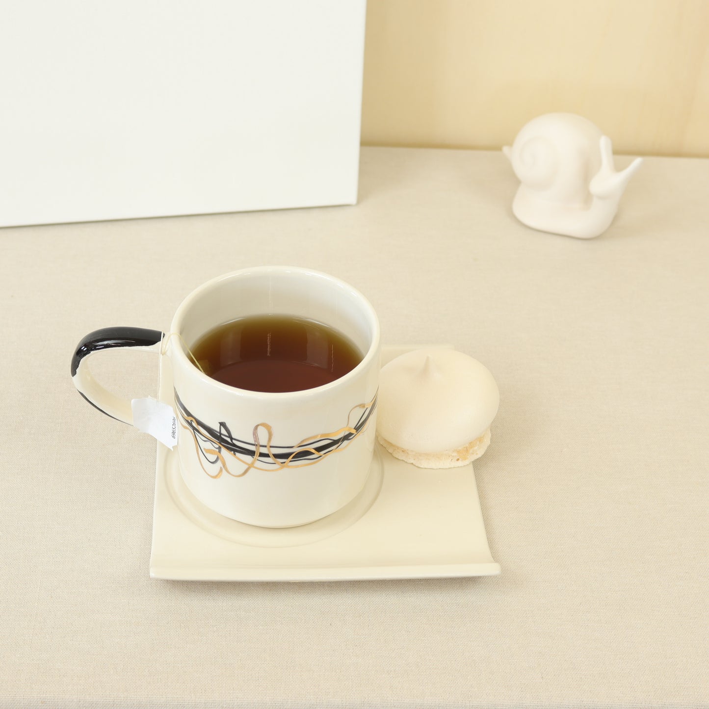 caneca abstrato preta 586