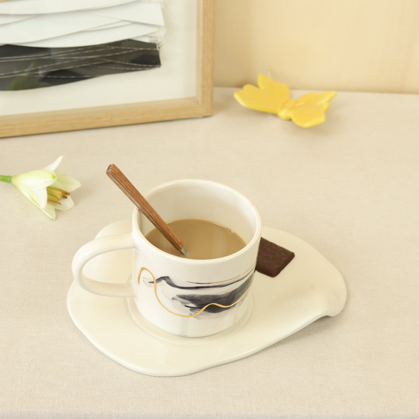 caneca abstrato preto 364