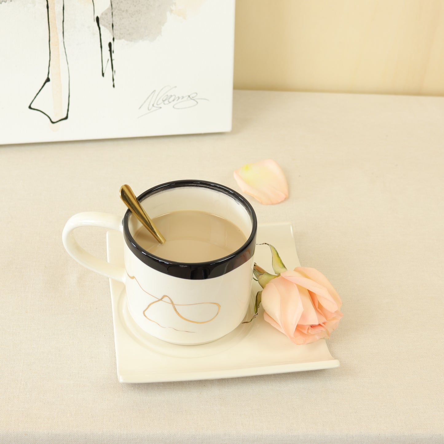 caneca abstrato preto 645