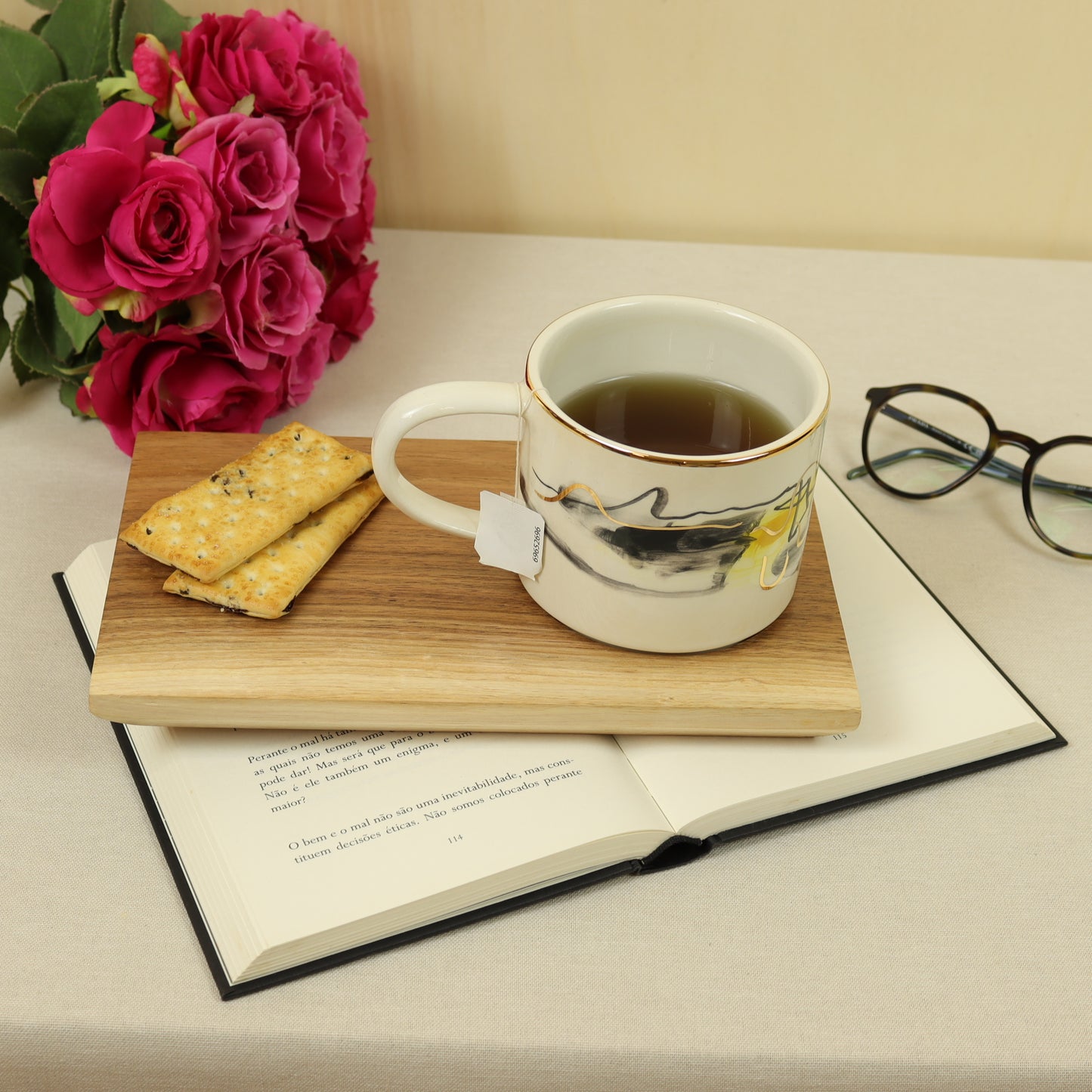 caneca abstrato preta 348