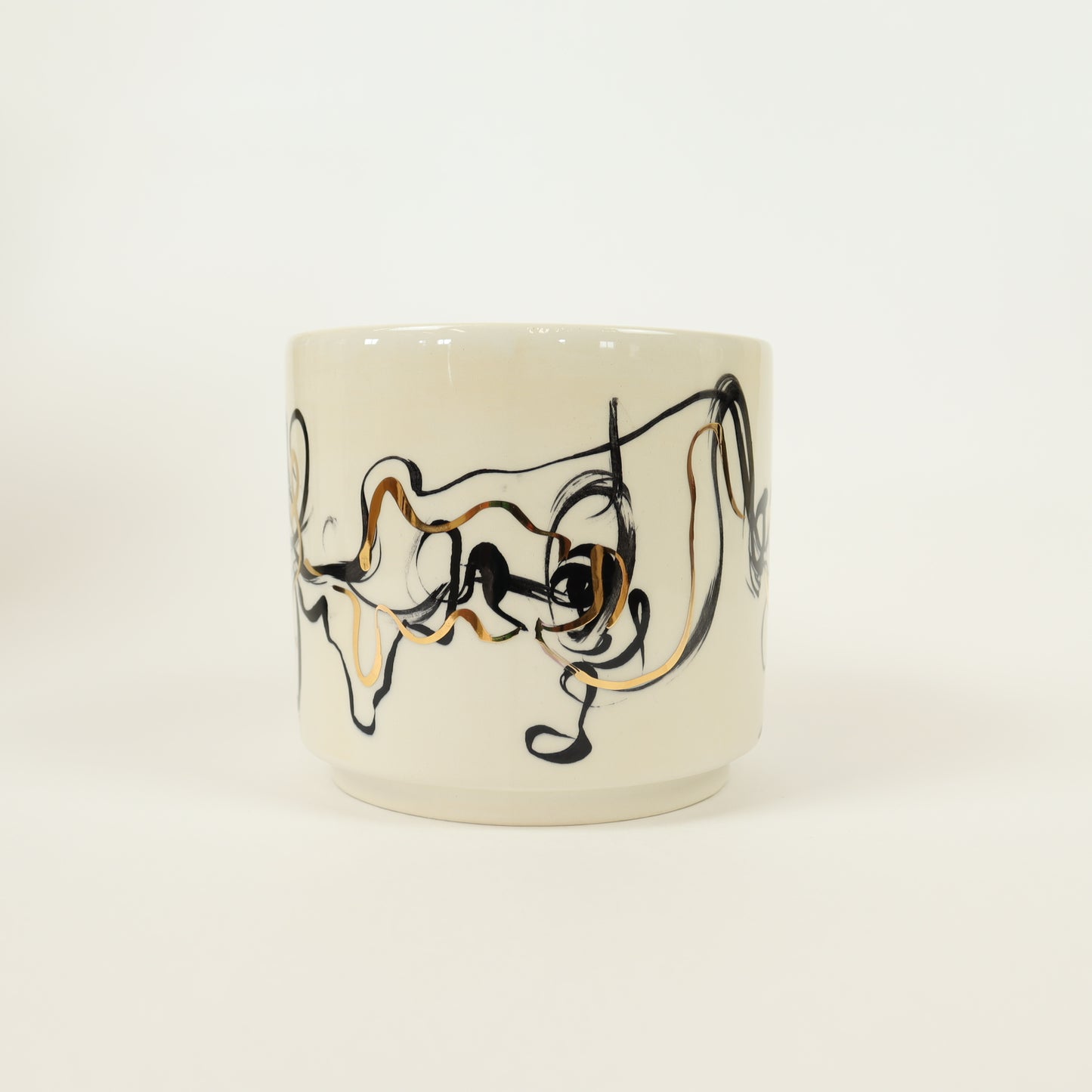 caneca abstrato preto 589