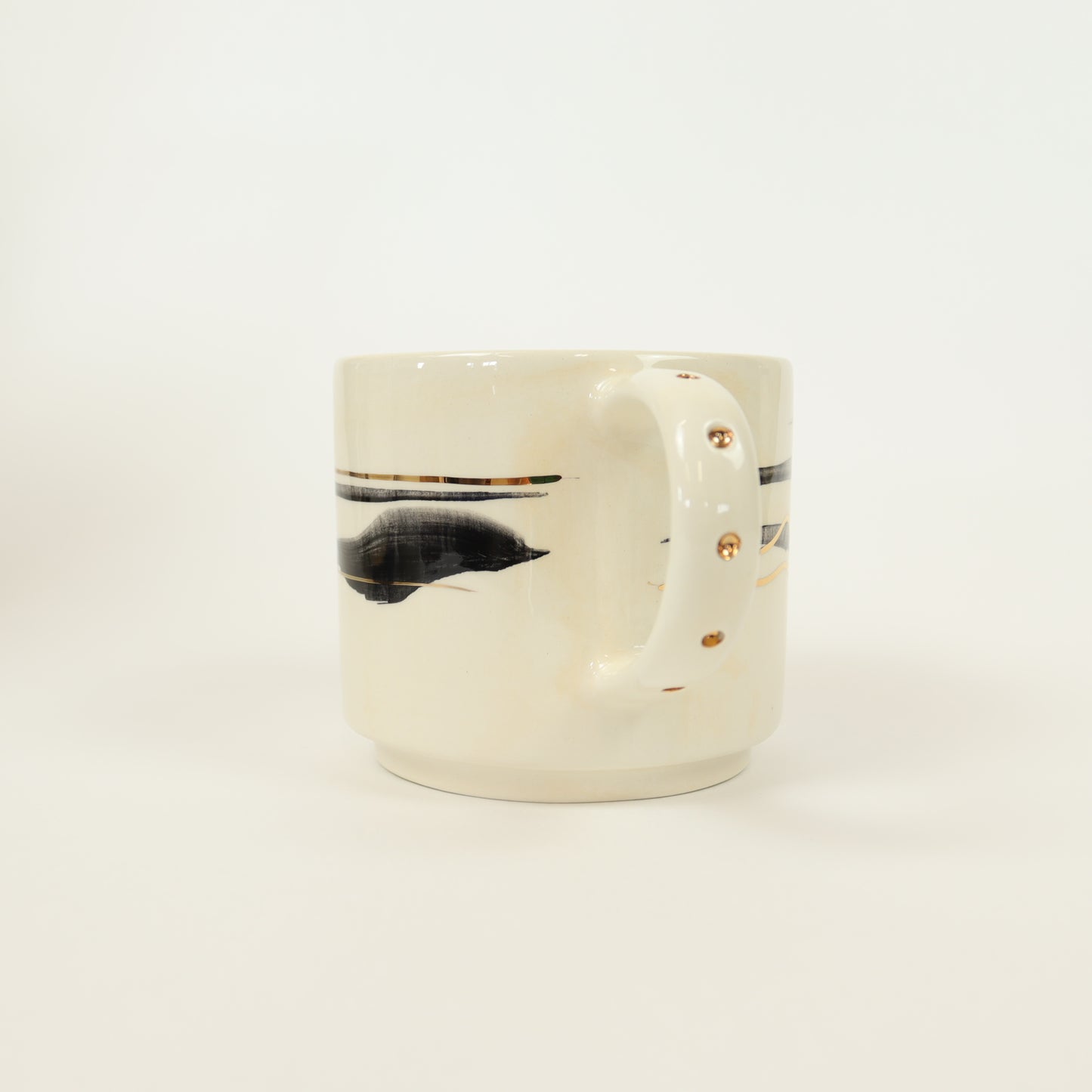 caneca abstrato preto 470