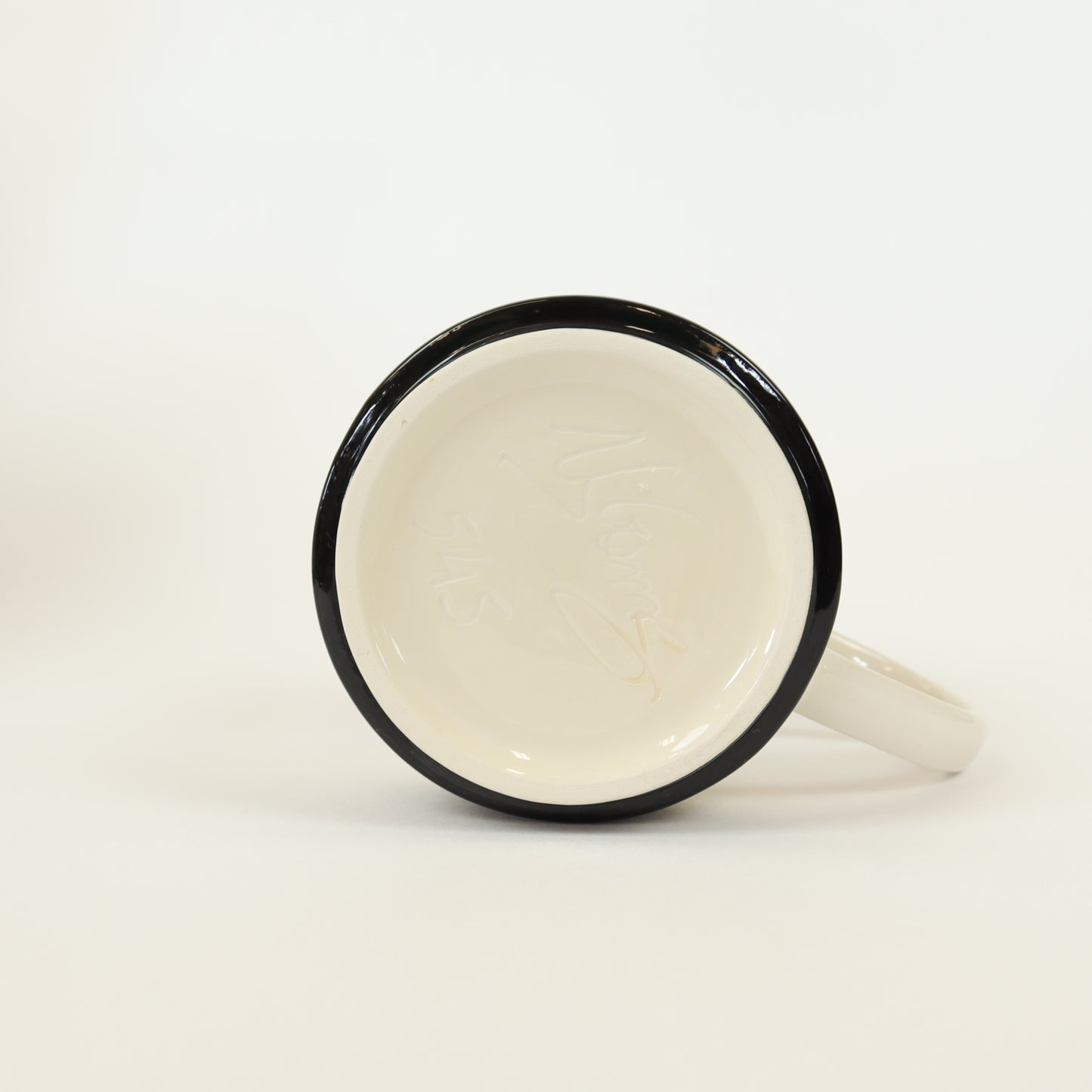 caneca abstrato preto 545