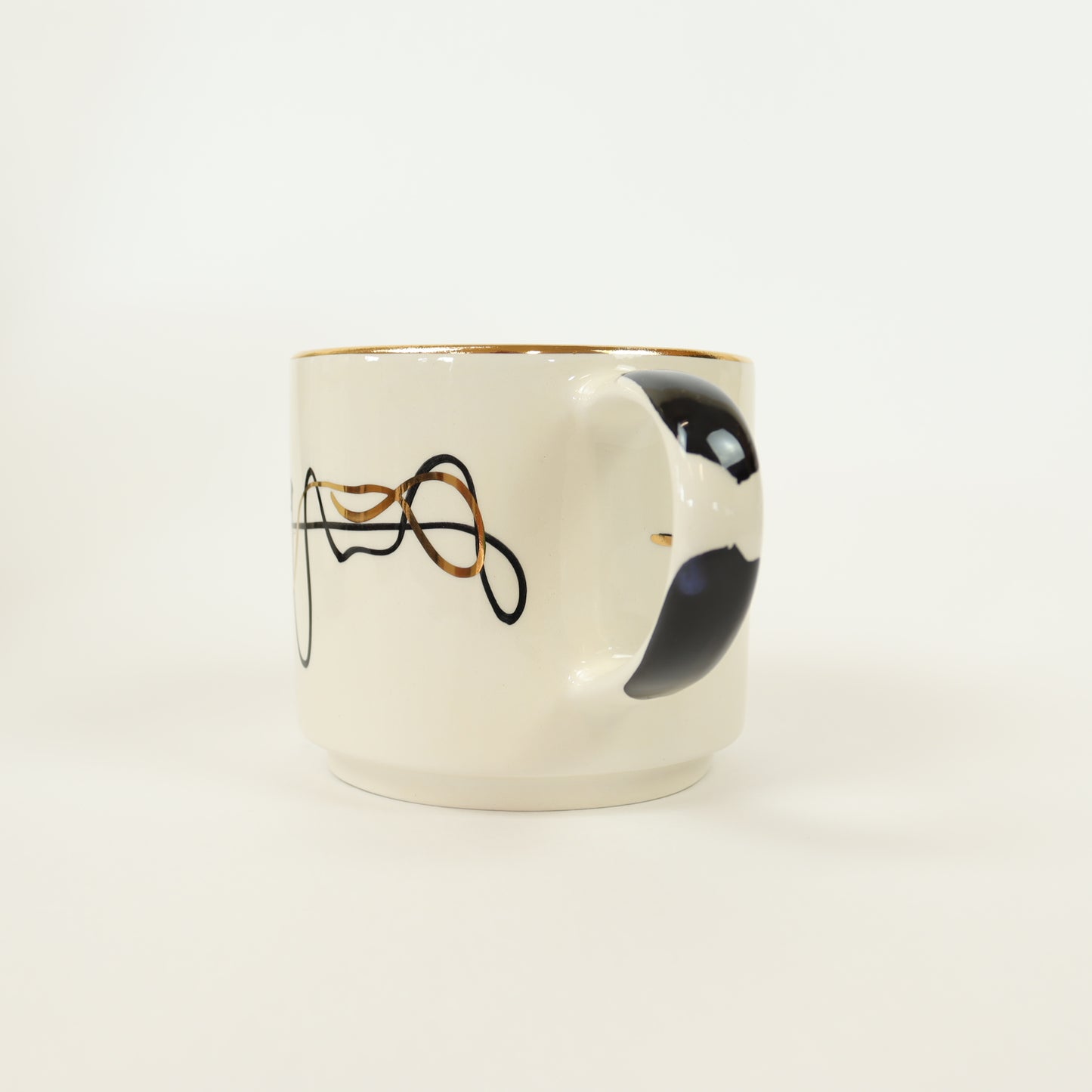 caneca abstrato preta 548