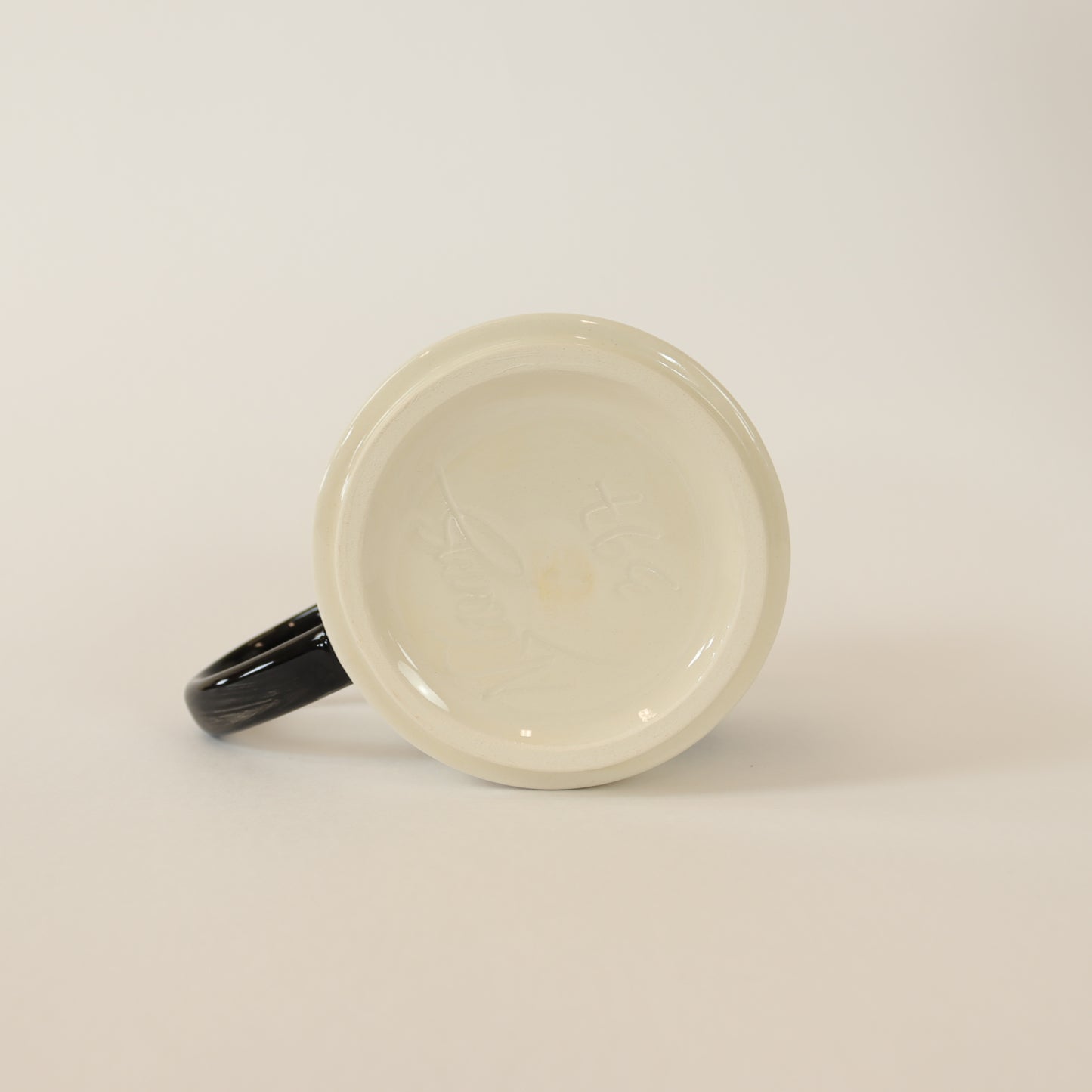 caneca abstrato preto 397