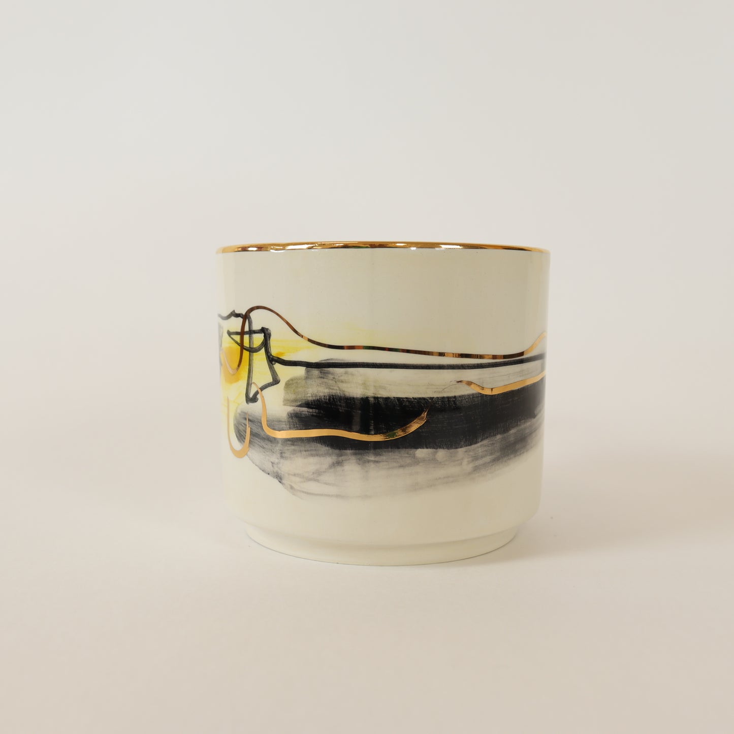 caneca abstrato preta 348