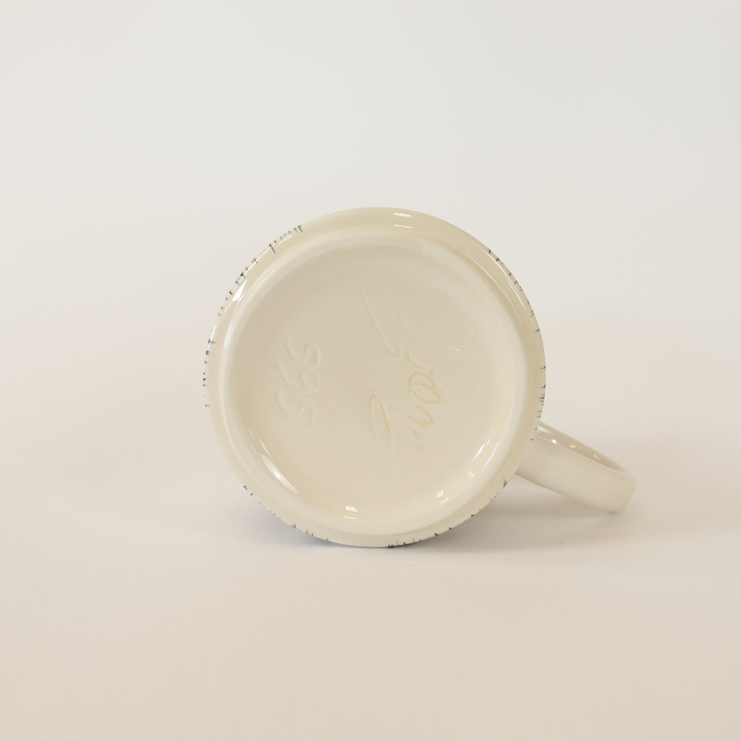 caneca abstrato preto 595