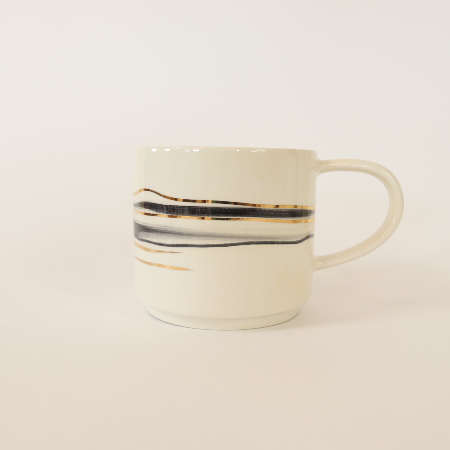 caneca abstrato preto 364