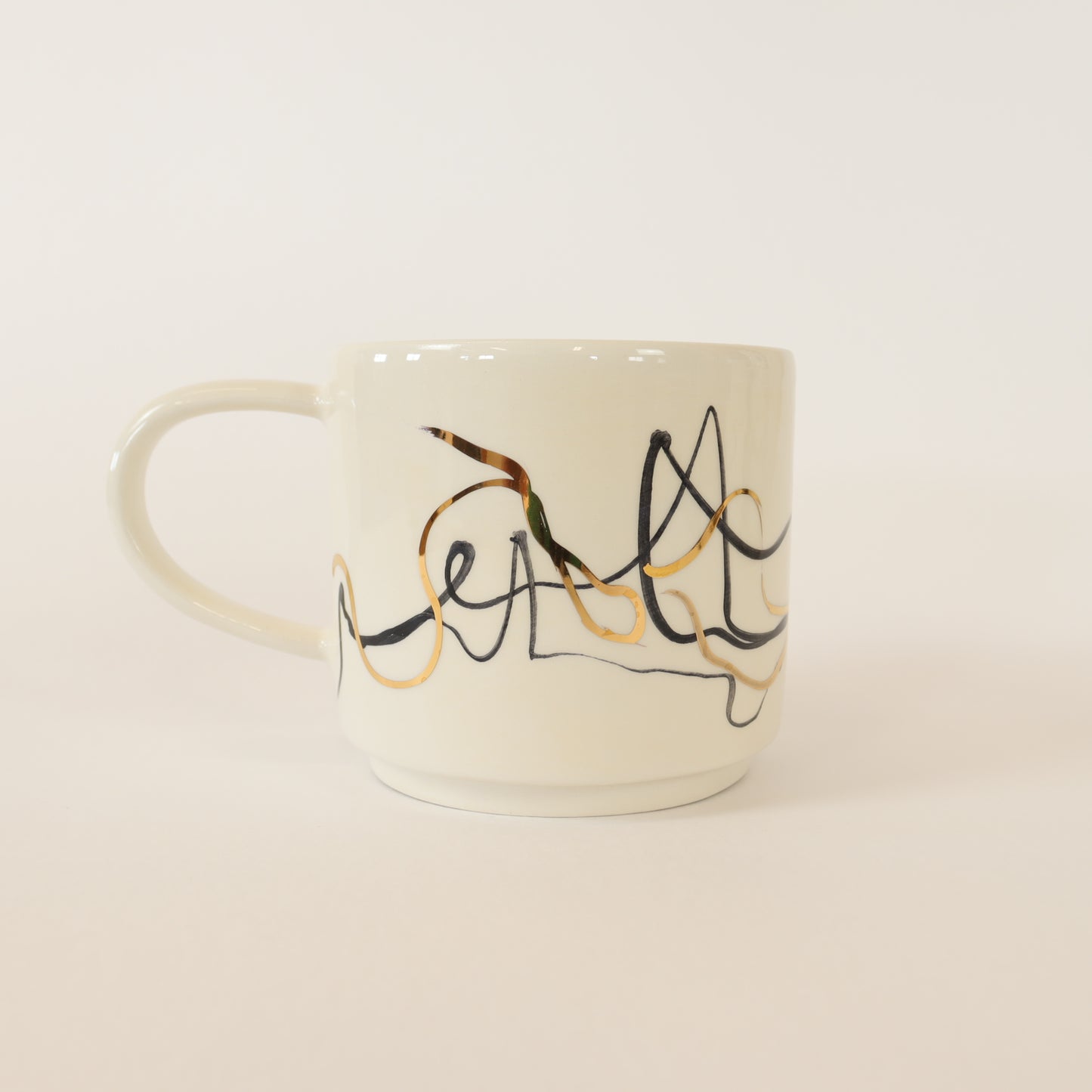 caneca abstrato preto 583