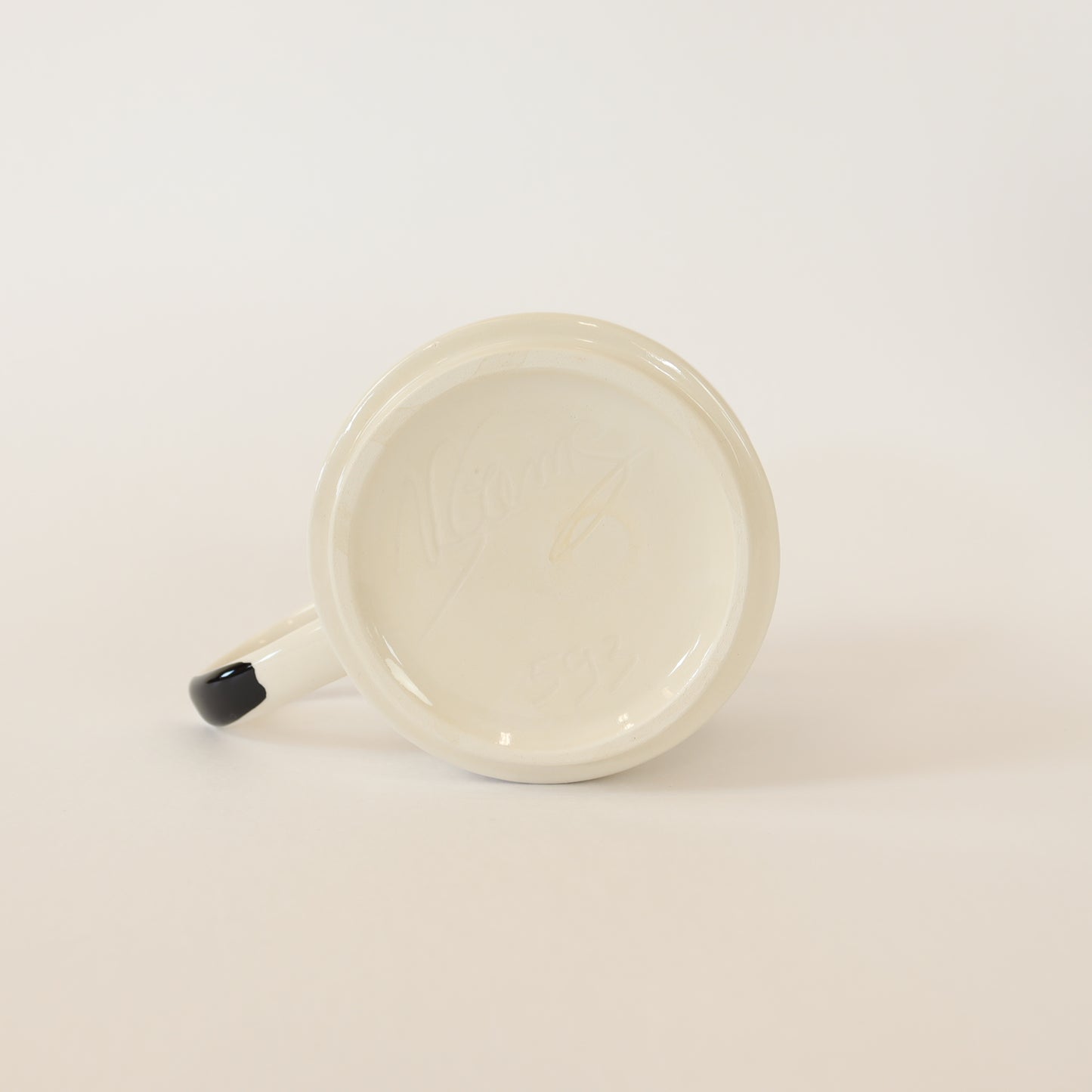 caneca abstrato preto 593