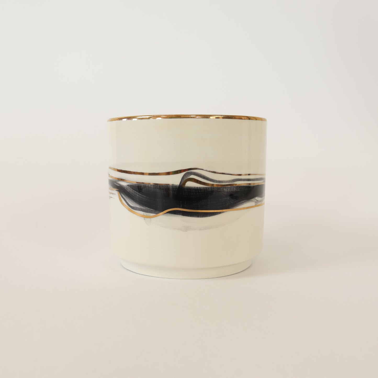caneca abstrato preto 286