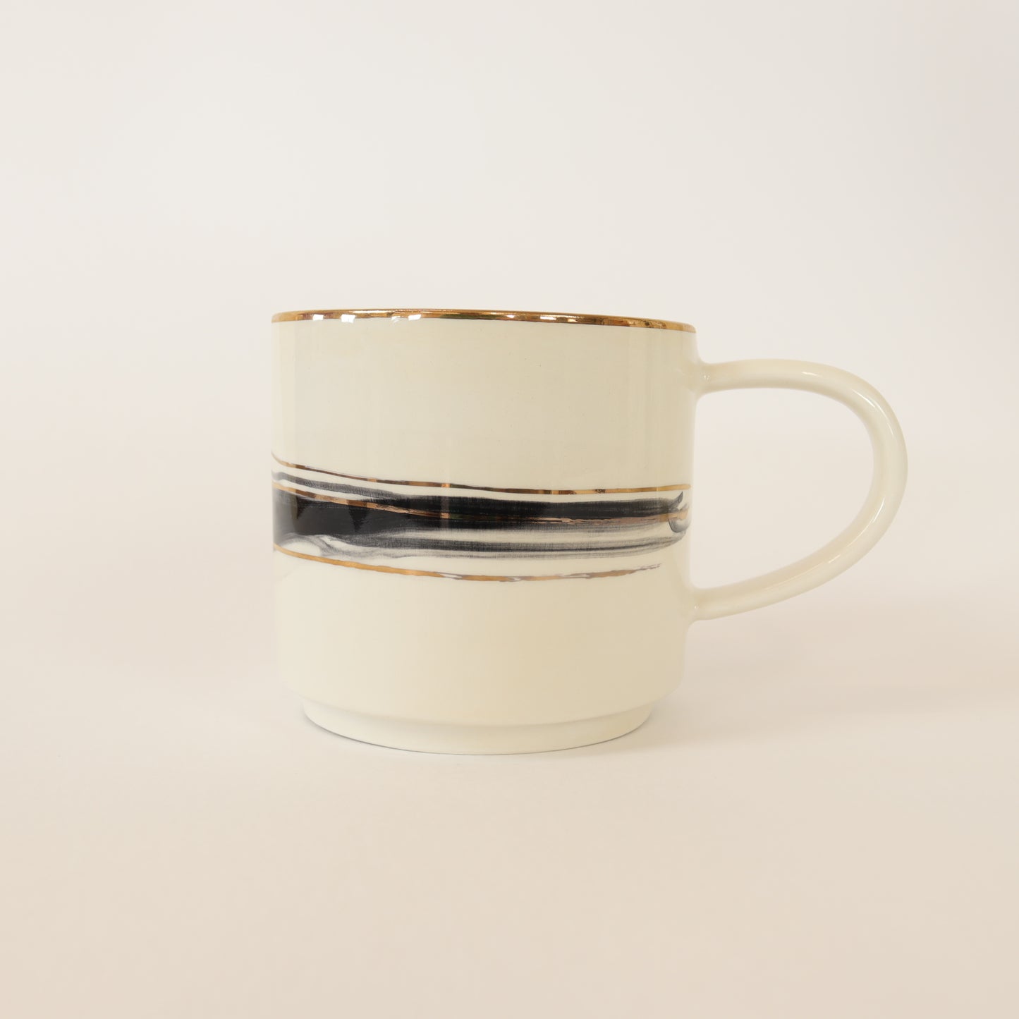 caneca abstrato preto 286