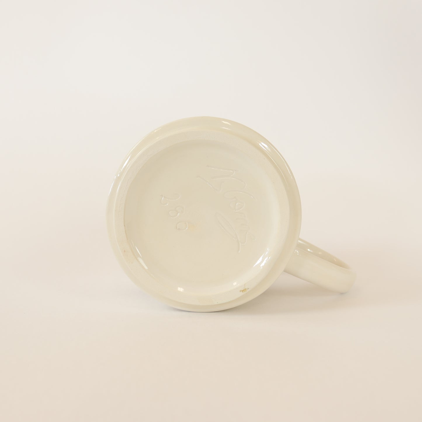 caneca abstrato preto 286