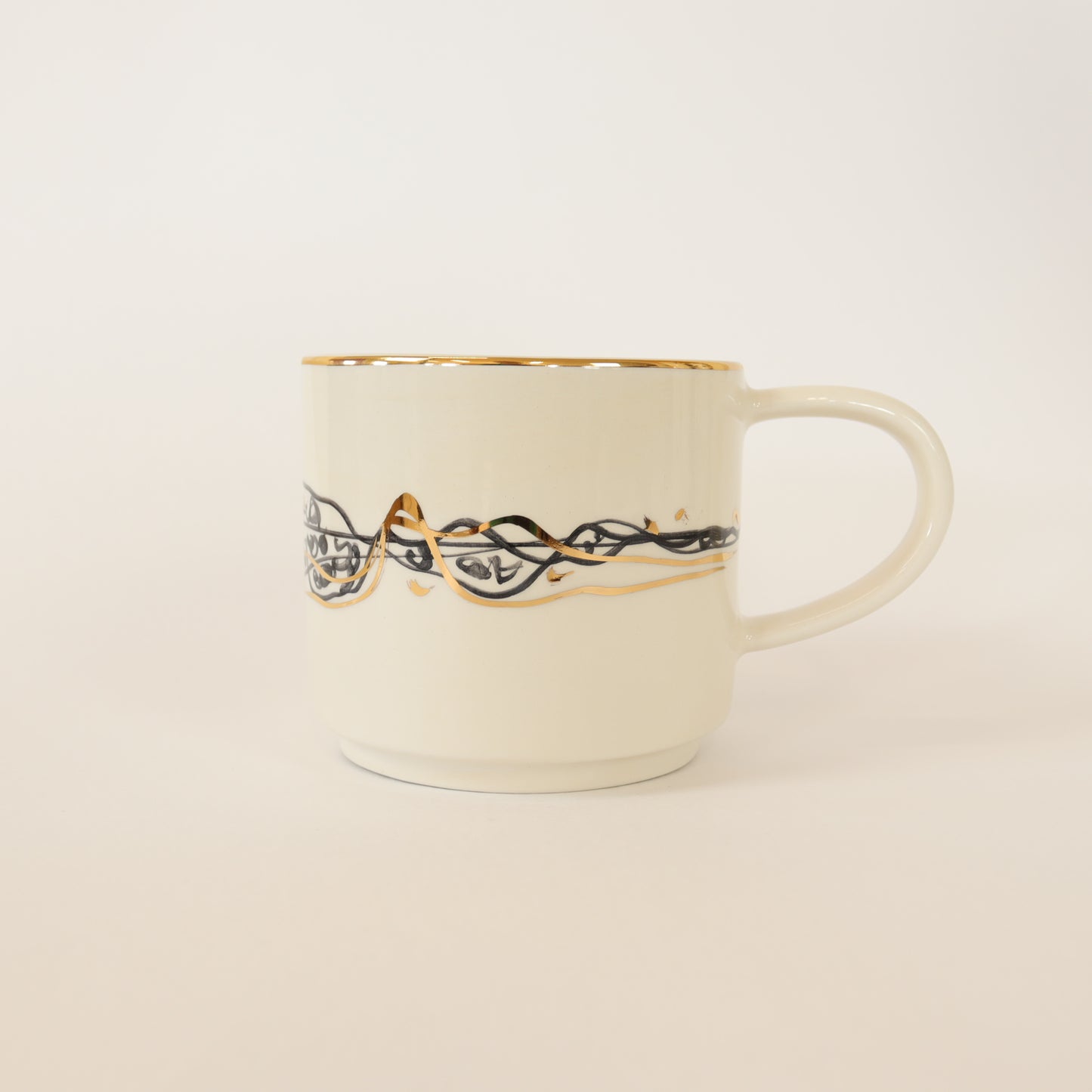 caneca abstrato preto 462