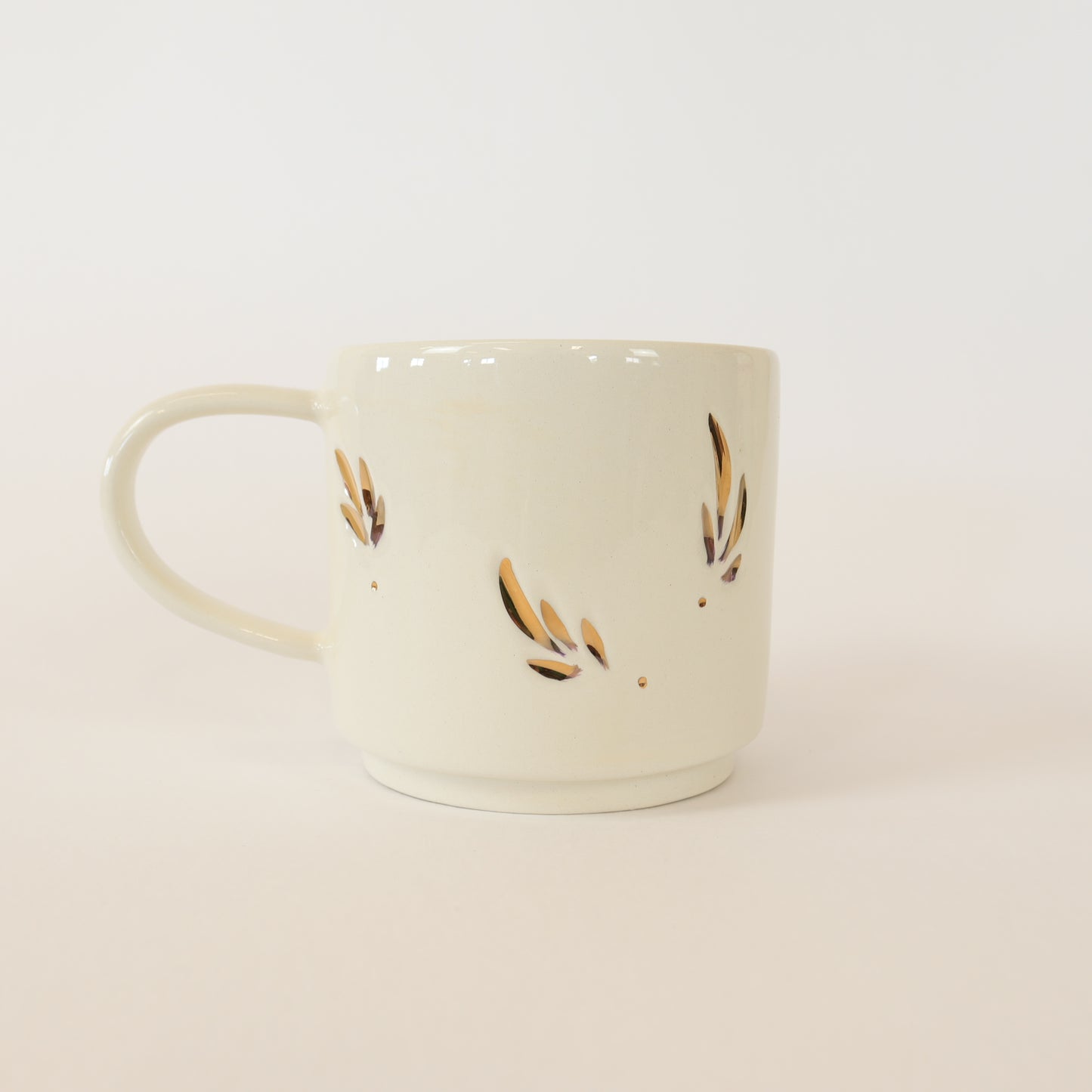 caneca flores 694
