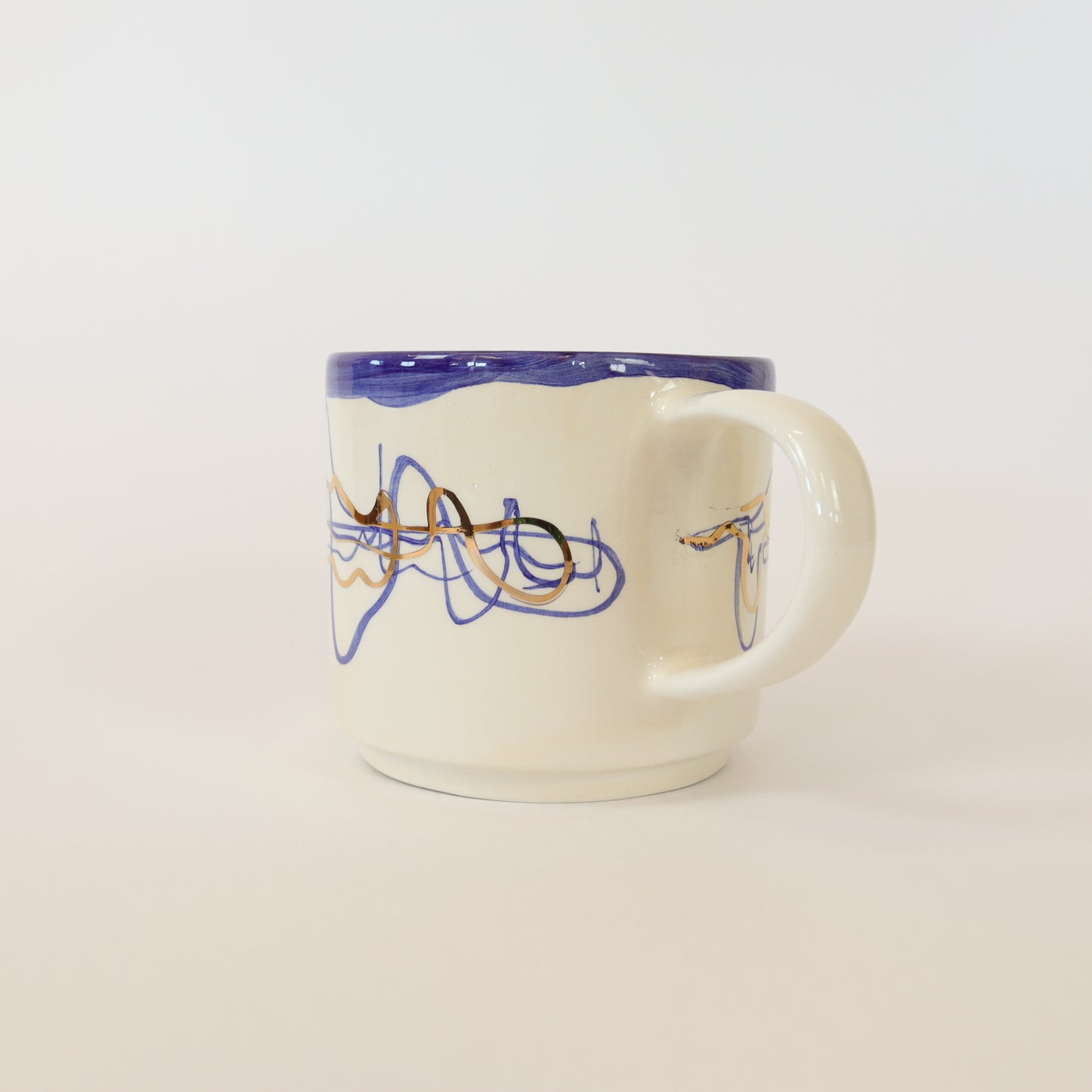 caneca azul 466