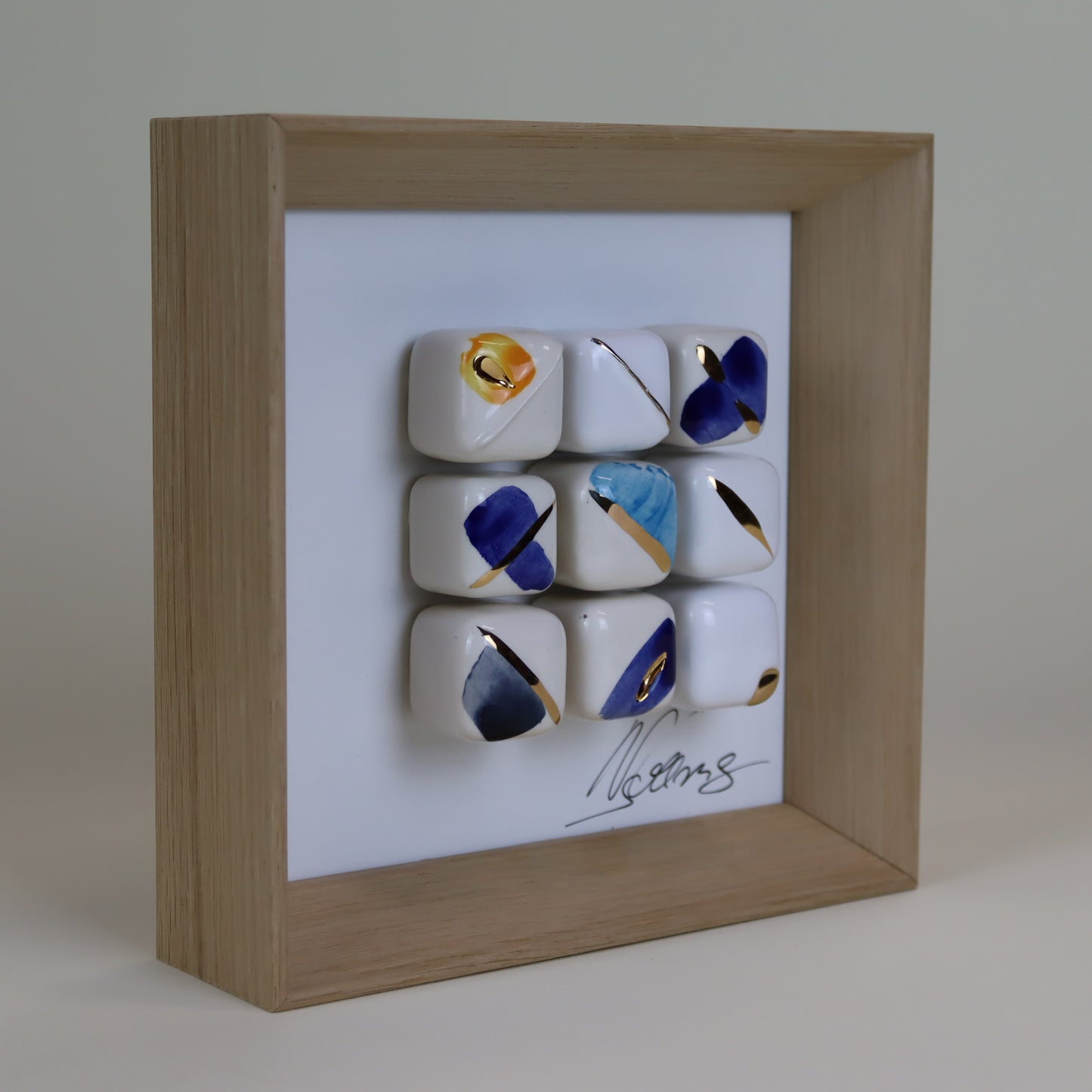 Quadro de Cerâmica "Cubos de Ouro" | Ouro Genuíno 24K |