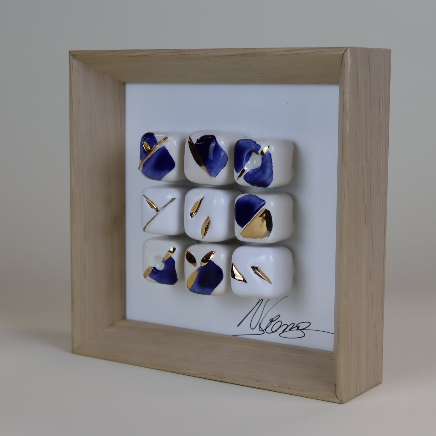 Quadro de Cerâmica "Cubos de Ouro" | Ouro Genuíno 24K |