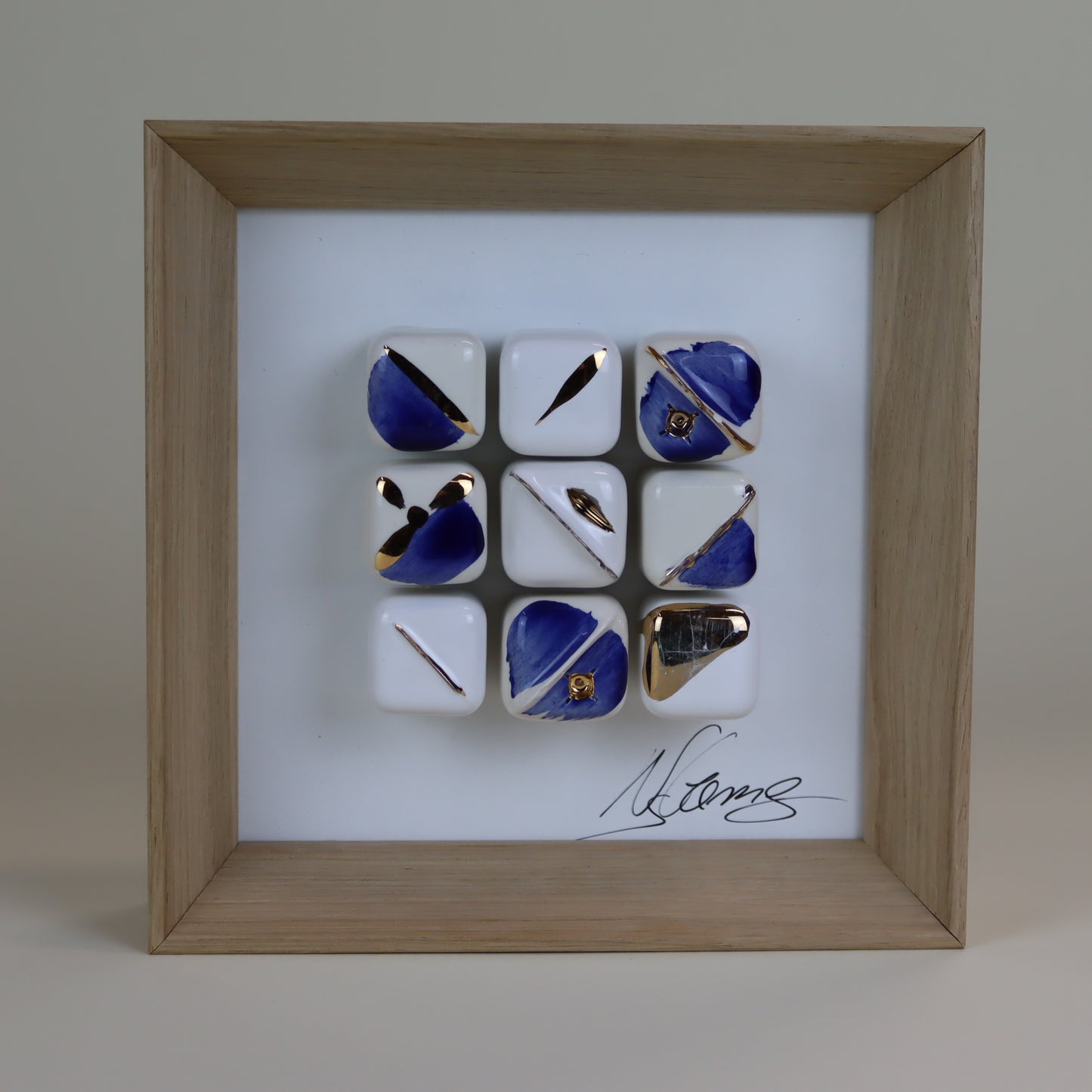 Quadro de Cerâmica "Cubos de Ouro" | Ouro Genuíno 24K |