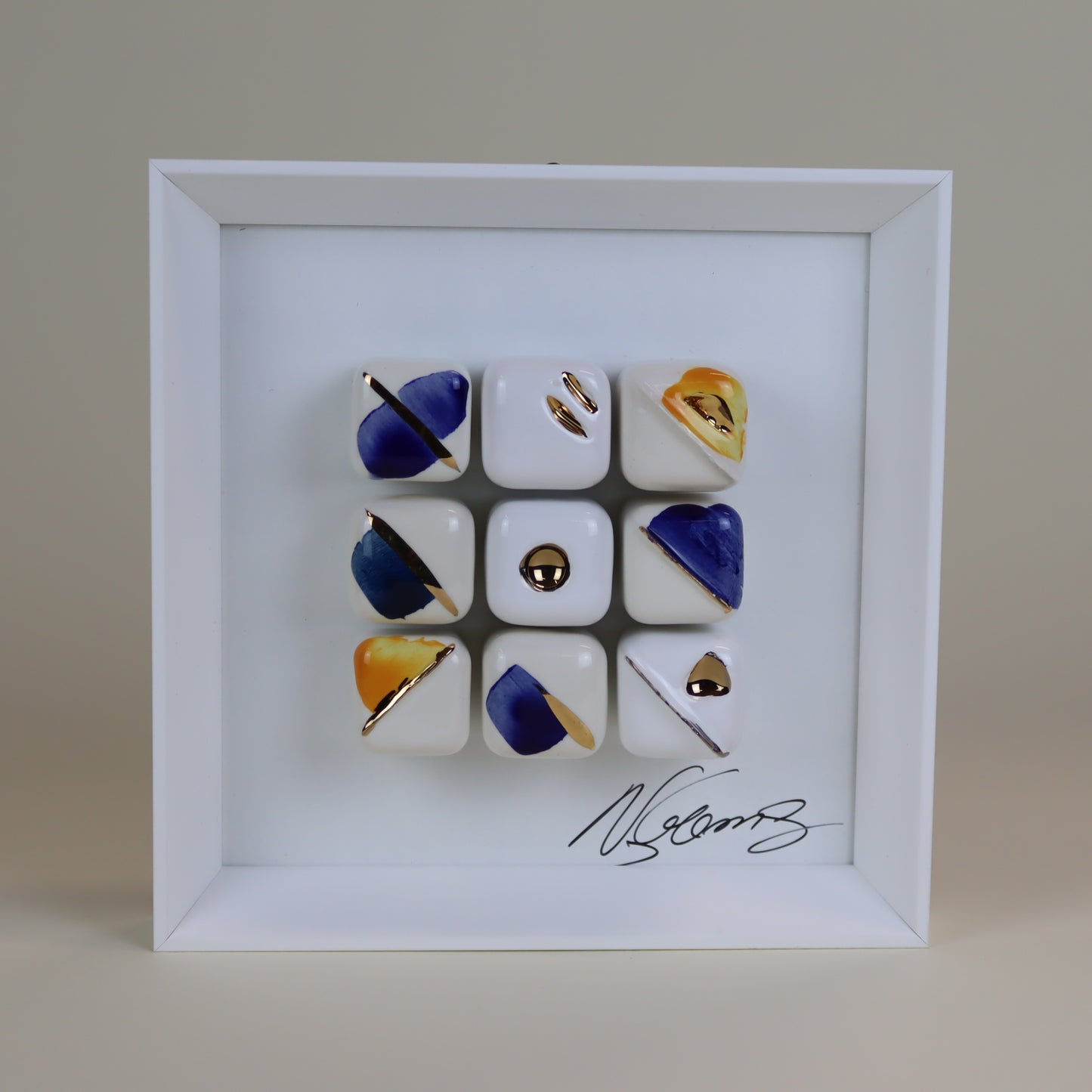 Quadro de Cerâmica "Cubos de Ouro" | Ouro Genuíno 24K |