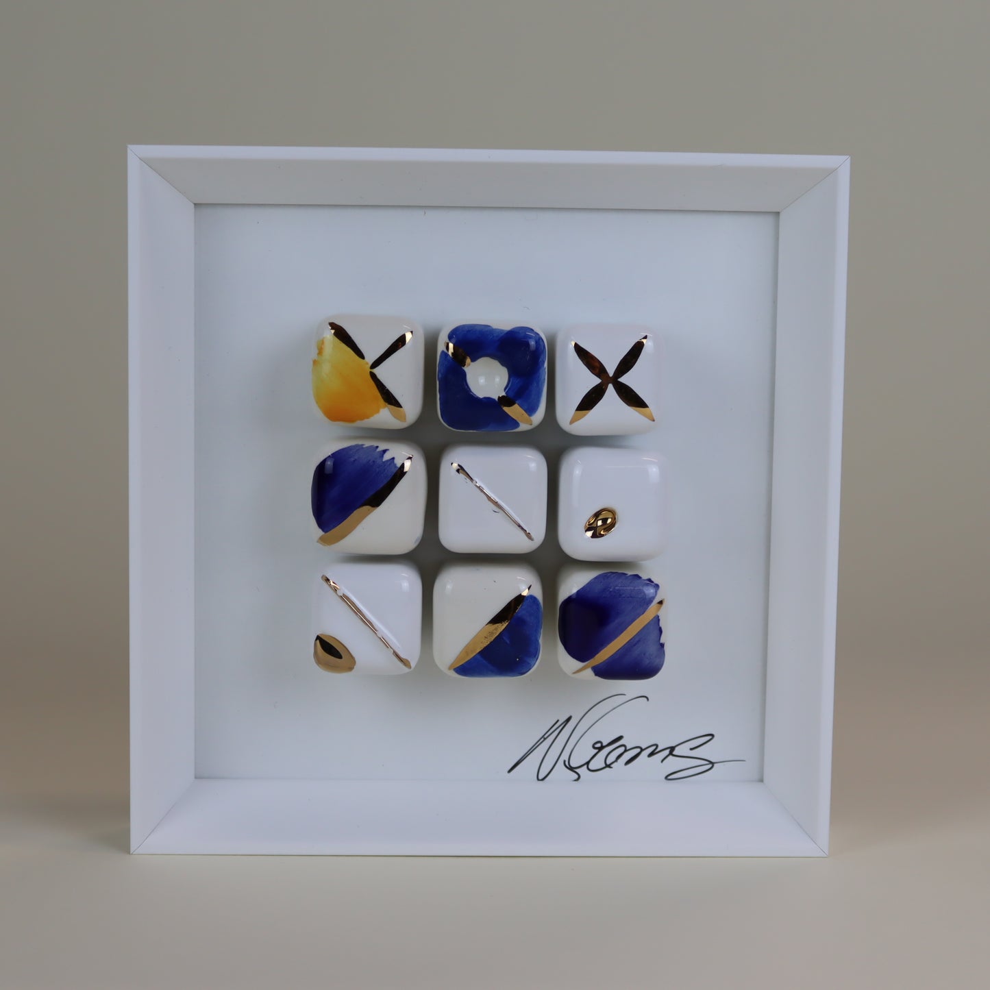 Quadro de Cerâmica "Cubos de Ouro" | Ouro Genuíno 24K |