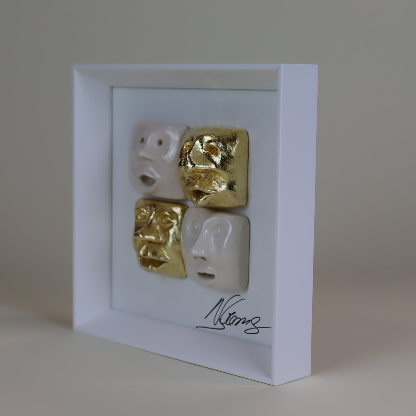 Quadro de Cerâmica Artesanal | 4 Rostos | Folha de Ouro