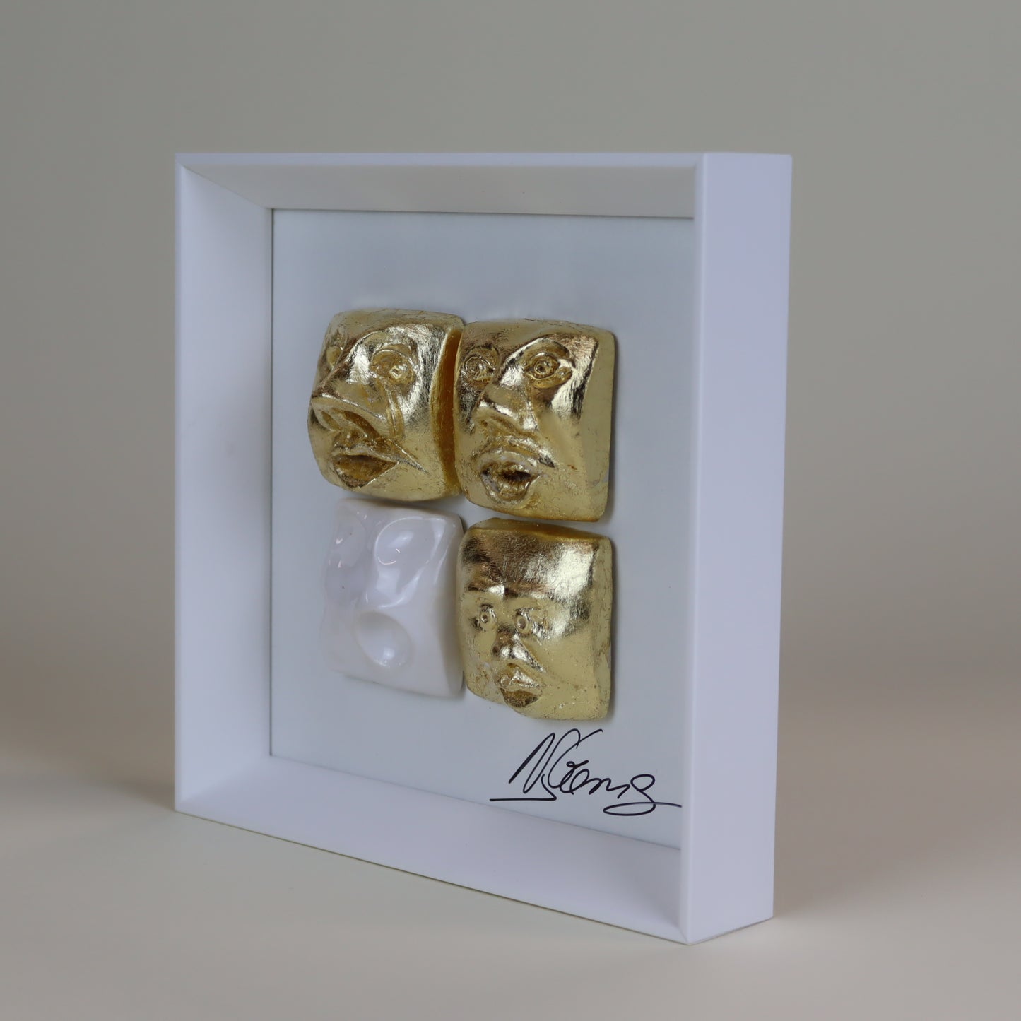 Quadro de Cerâmica Artesanal | 4 Rostos | Folha de Ouro