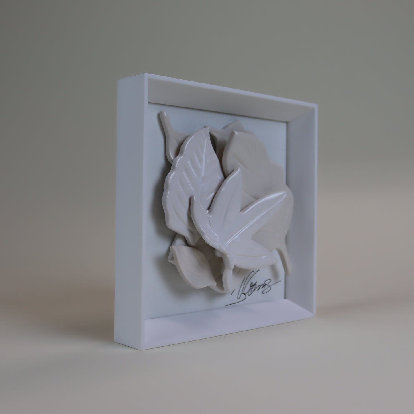 Quadro com Cerâmica Artesanal | Pétalas