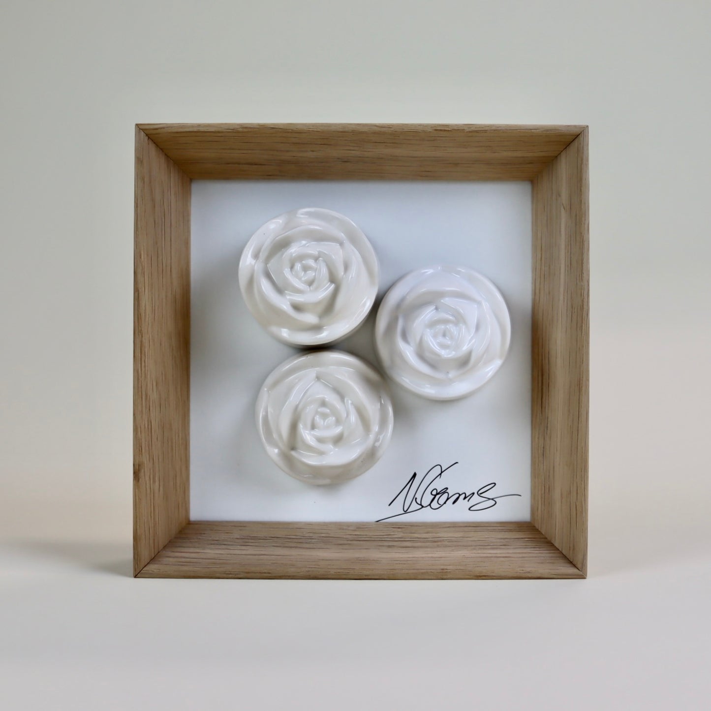 Quadro com Flores de Cerâmica Artesanal