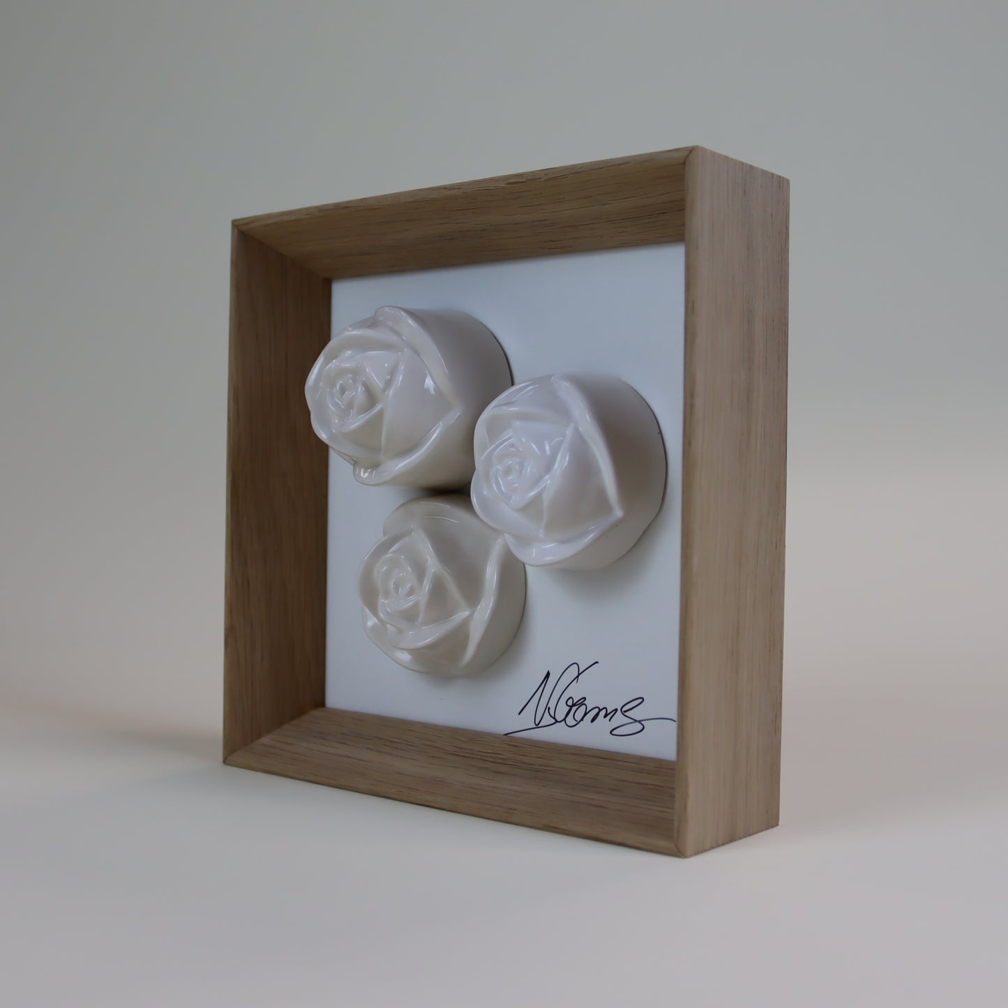 Quadro com Flores de Cerâmica Artesanal