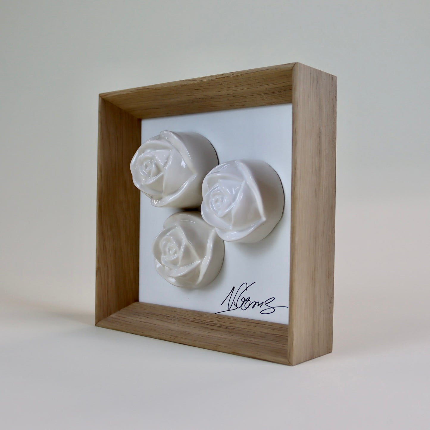 Quadro com Flores de Cerâmica Artesanal