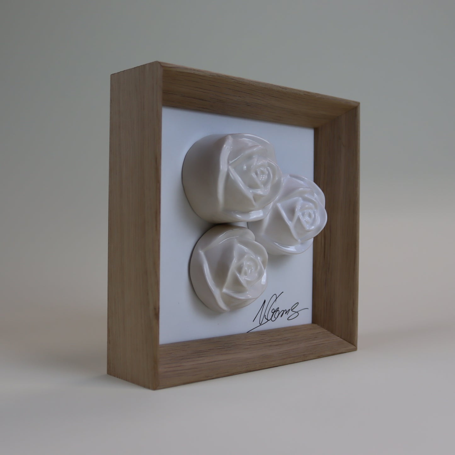 Quadro com Flores de Cerâmica Artesanal