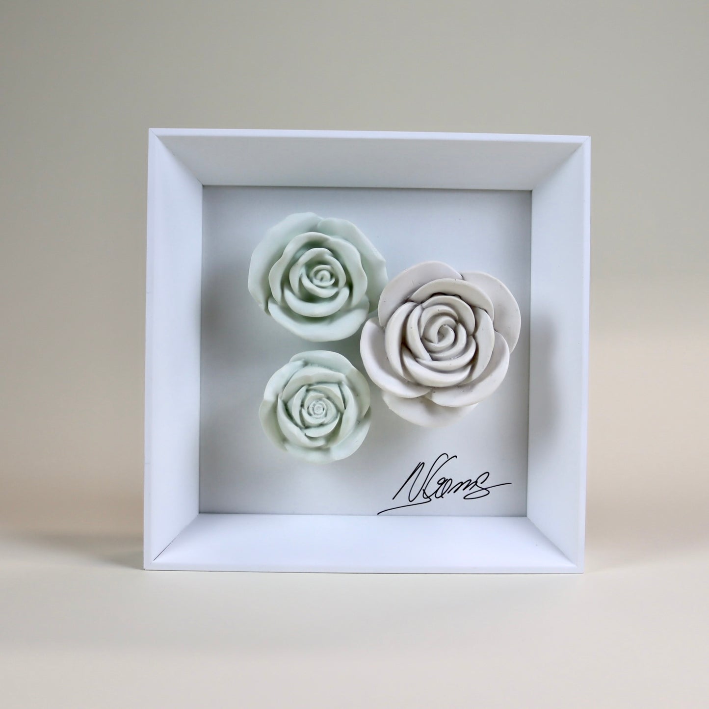 Quadro com Cerâmica Artesanal | Rosas