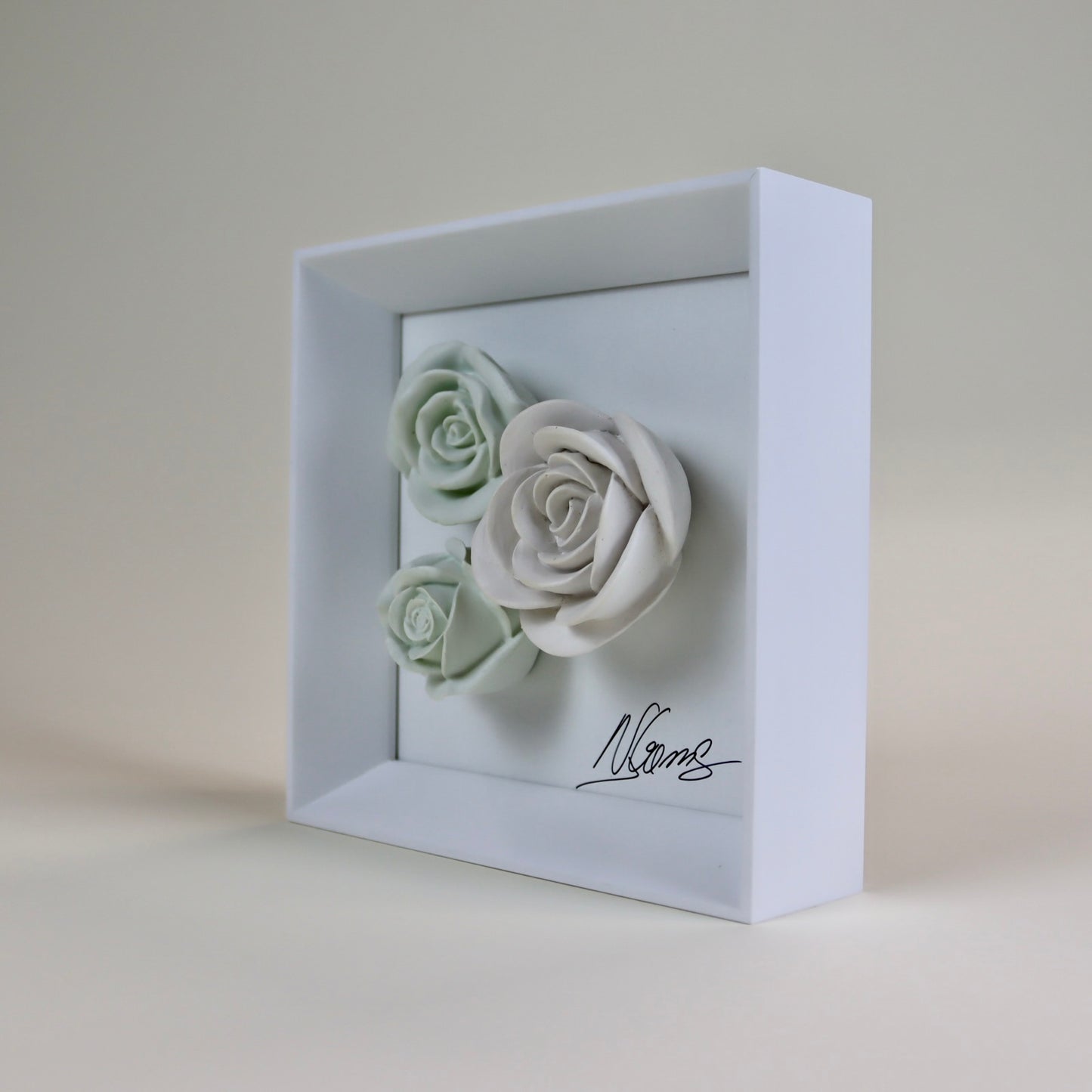 Quadro com Cerâmica Artesanal | Rosas