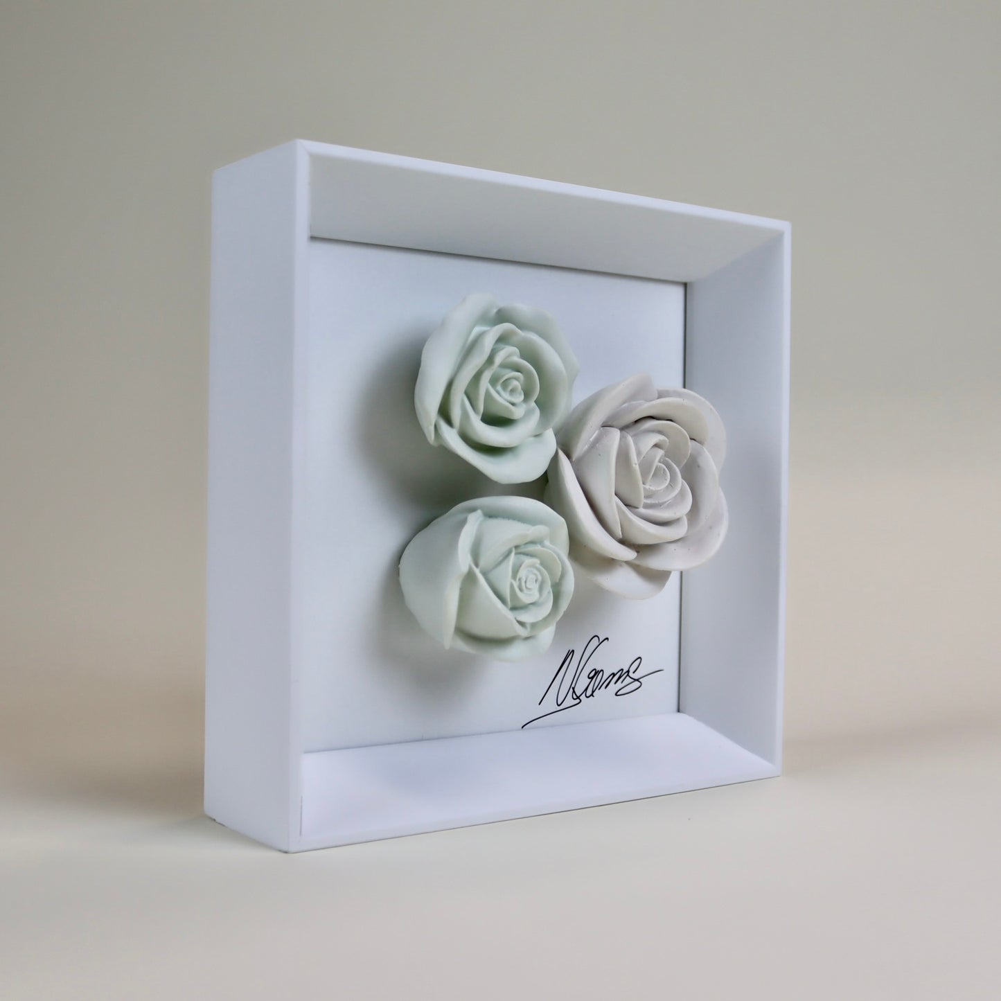 Quadro com Cerâmica Artesanal | Rosas