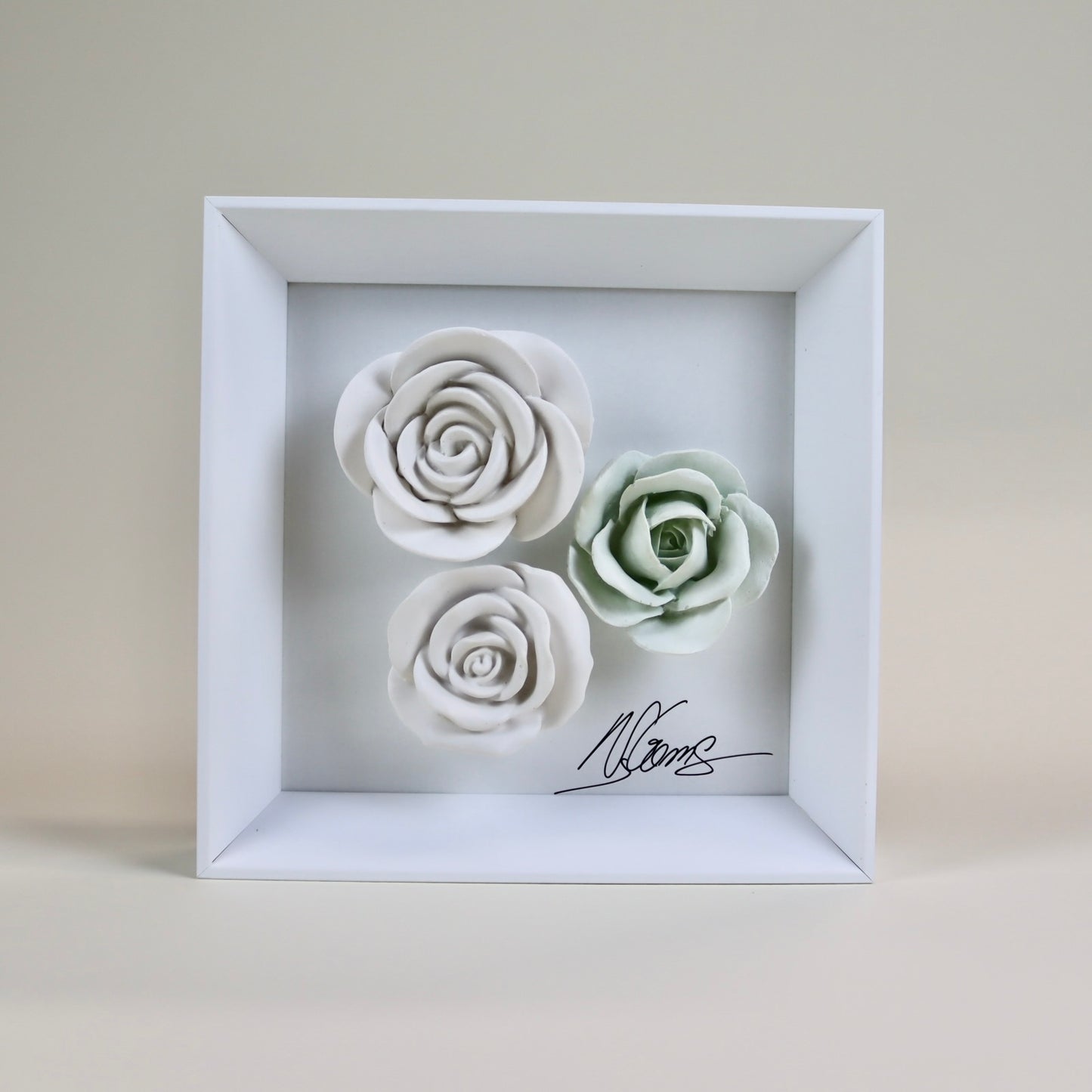 Quadro com Cerâmica Artesanal | Rosas