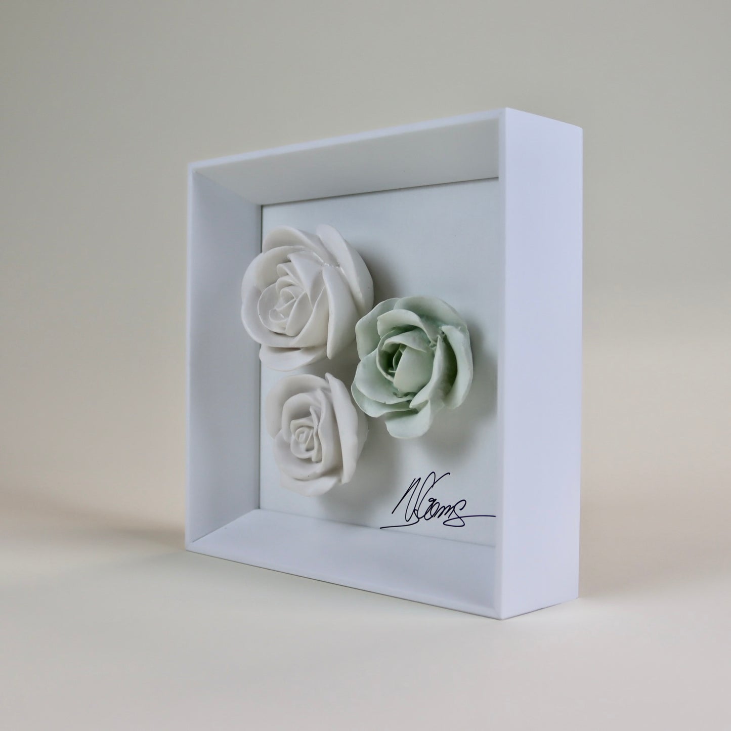 Quadro com Cerâmica Artesanal | Rosas