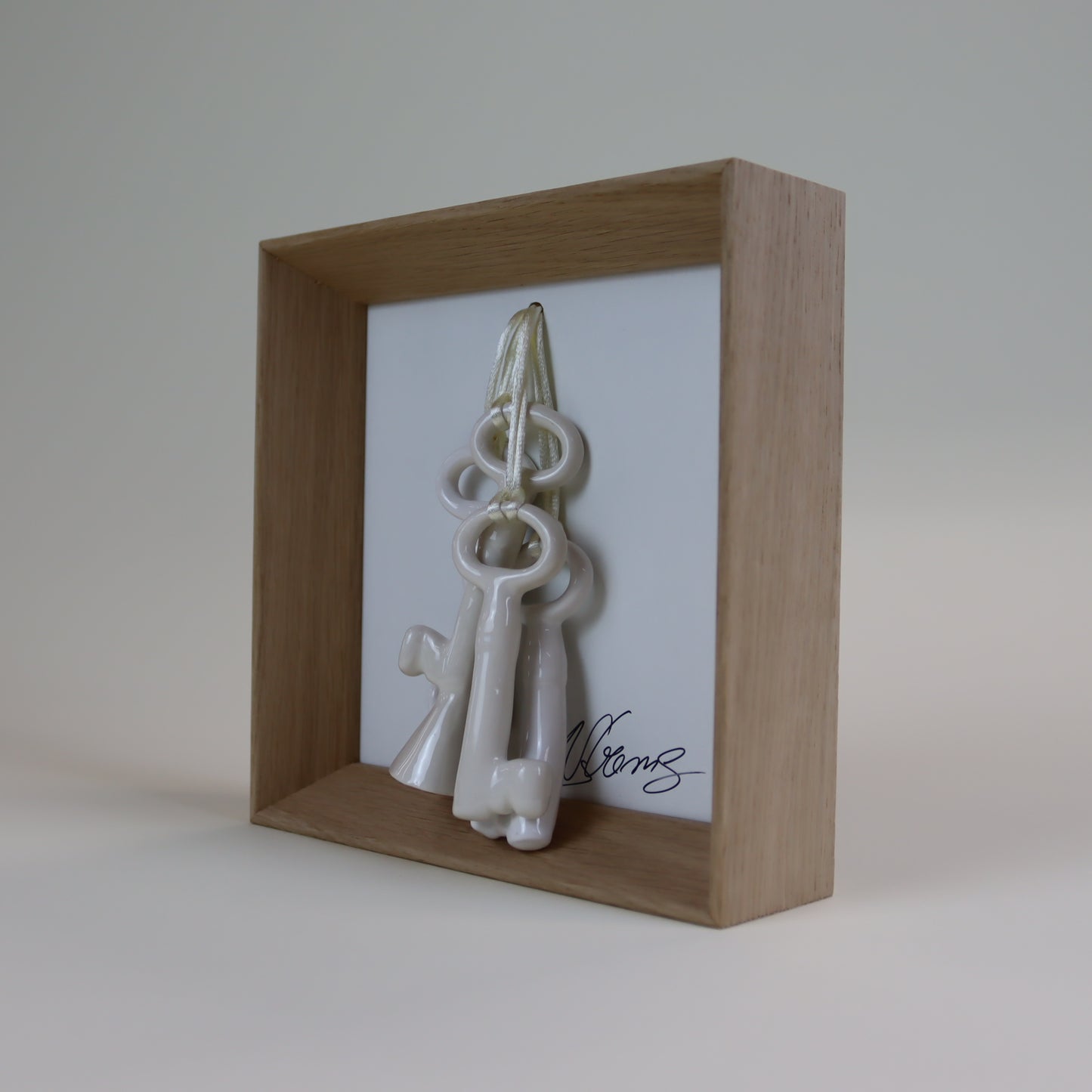 Quadro com Cerâmica Artesanal | Chaves