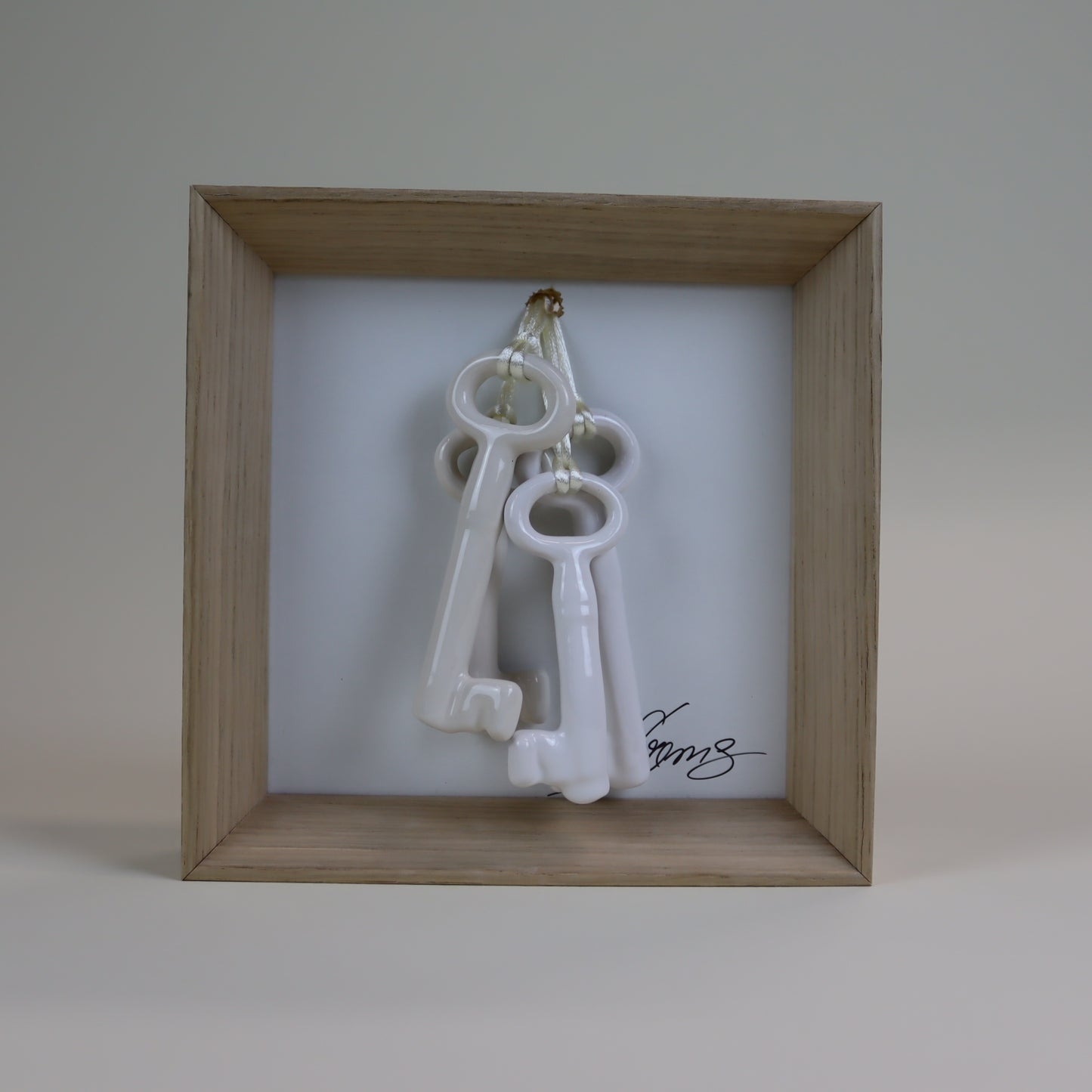 Quadro com Cerâmica Artesanal | Chaves