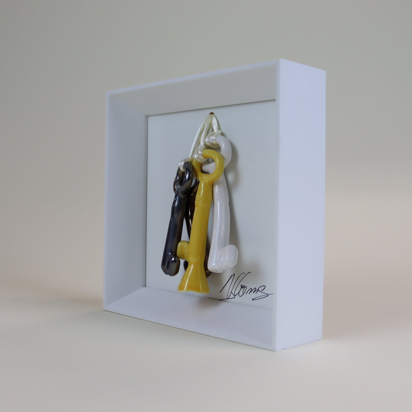 Quadro com Cerâmica Artesanal | Chaves