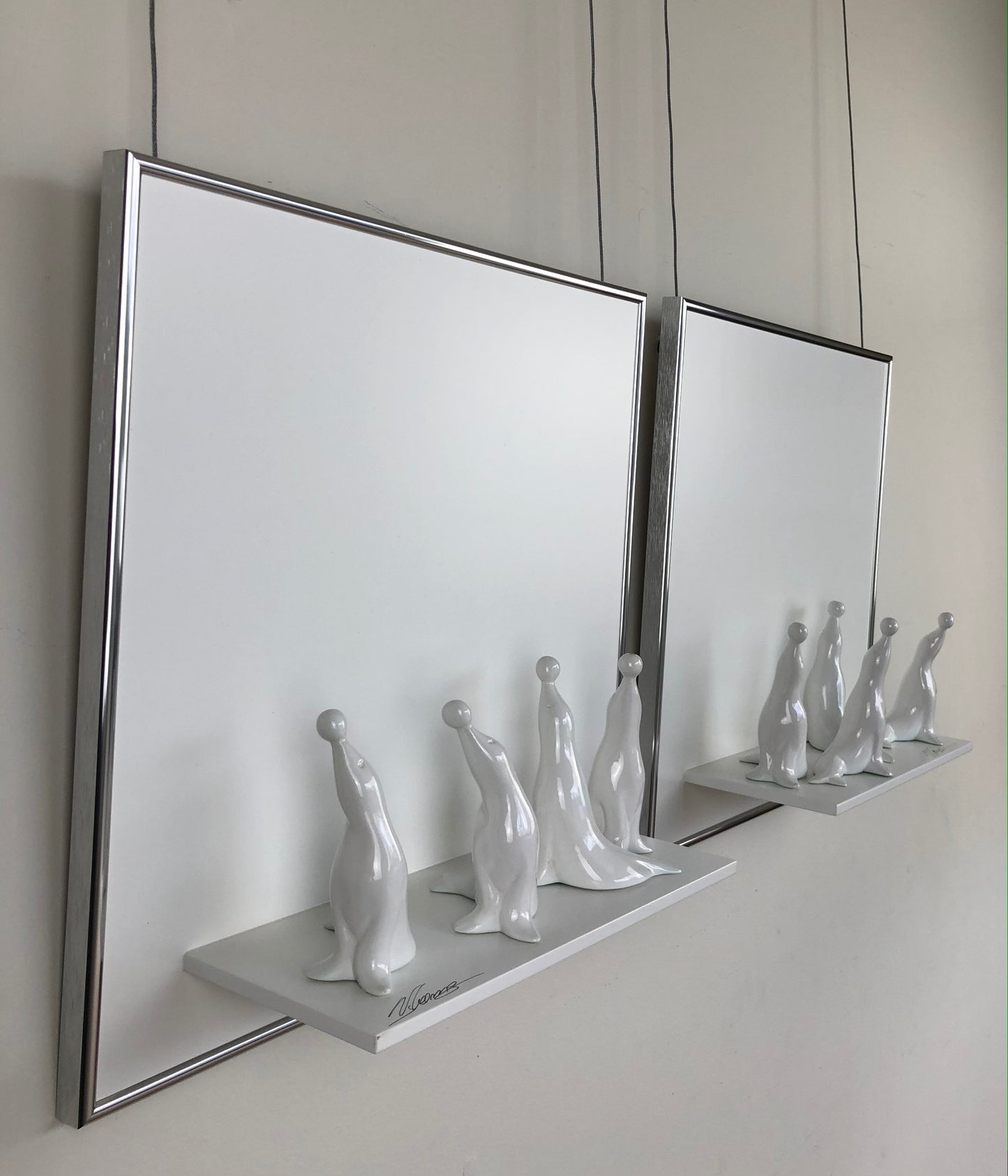 42 x 42 cm  Ref. 48400-48401